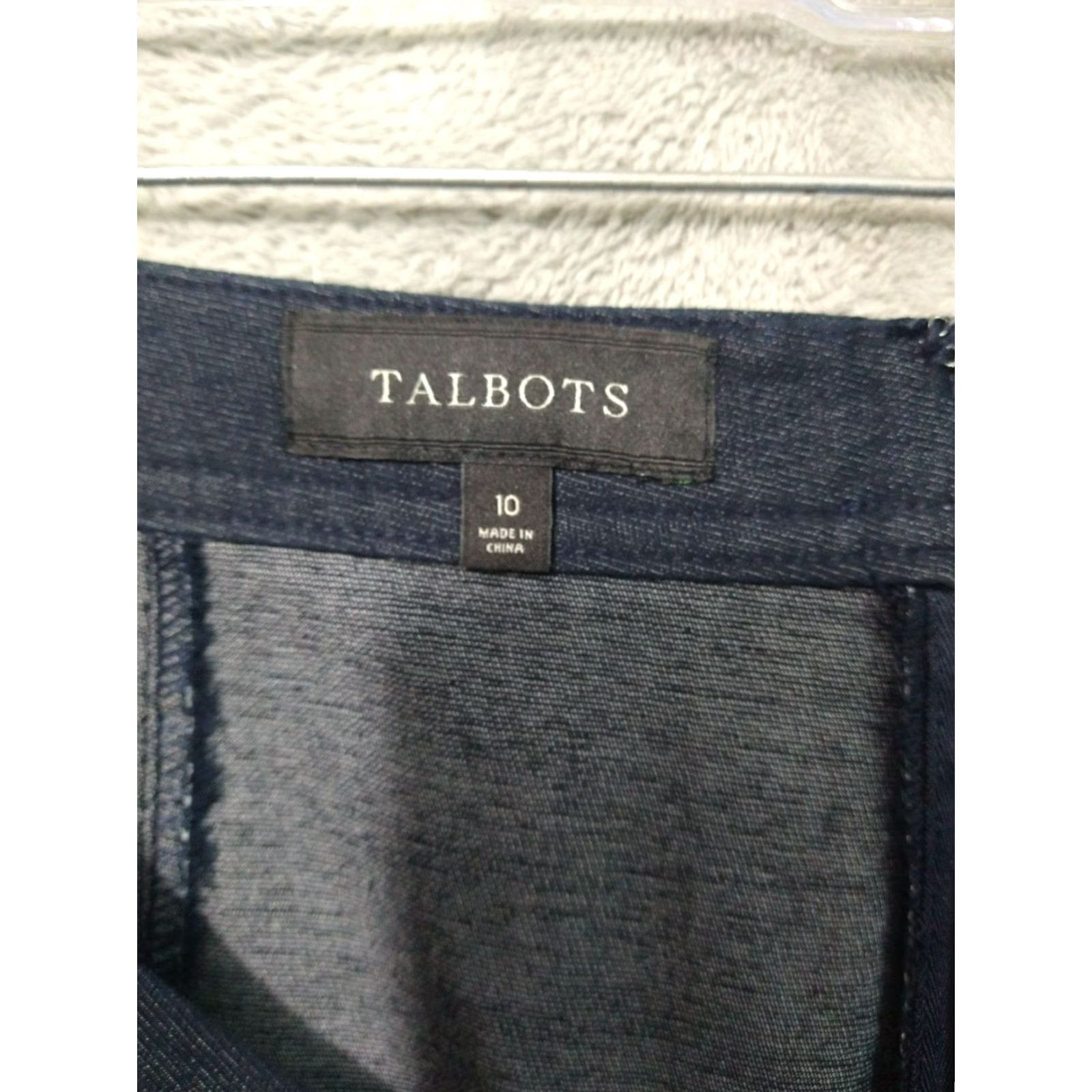 Talbots Talbots Skirt Womens 10 Blue Denim Midi Pencil Stretch Dark Wash Denim Skirt Womens 10 Blue Size 32" / US 10 / IT 46 - 5 Thumbnail