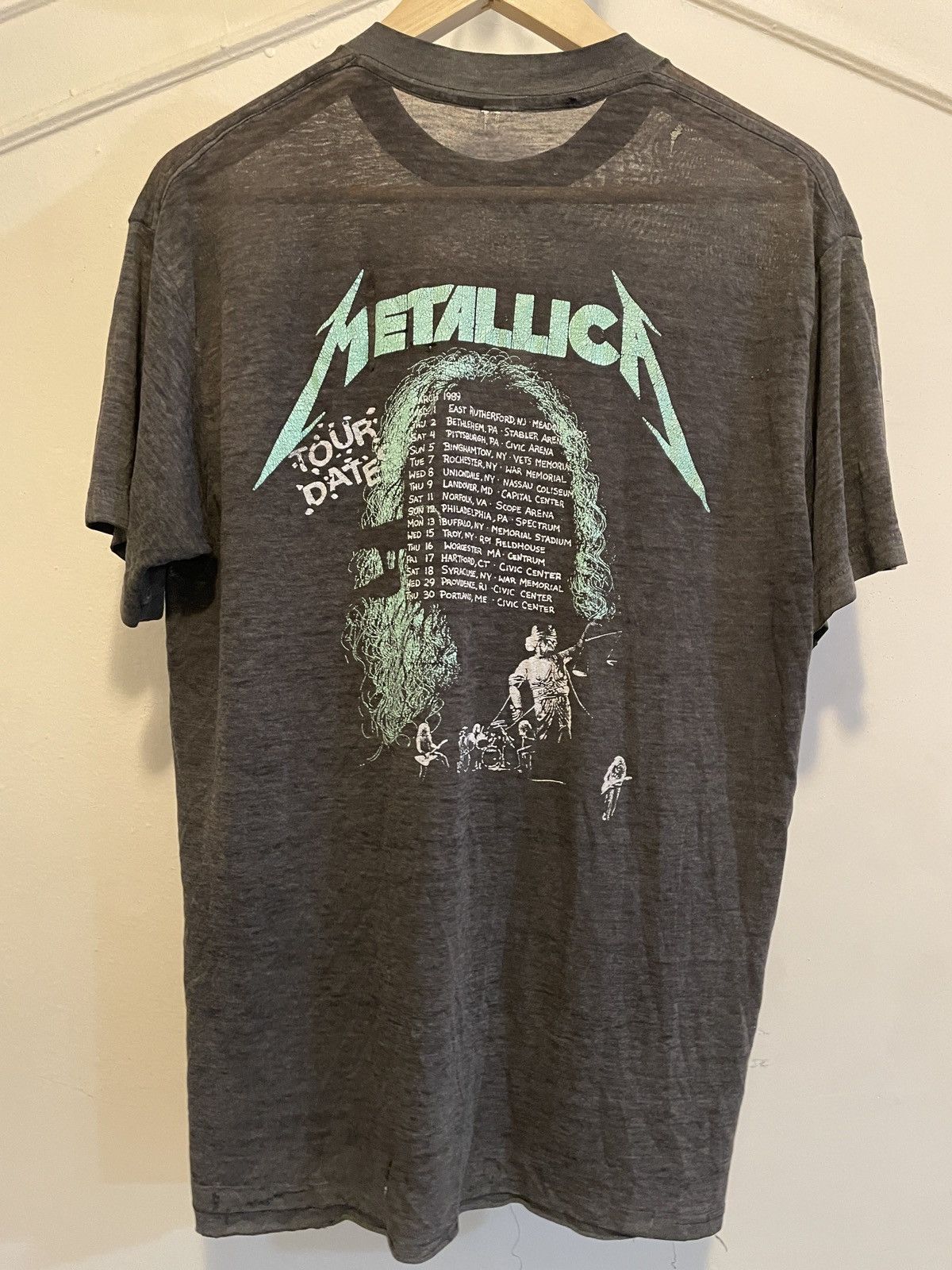 Band Tees Metallica Damaged Justice Tour Pushhead Shirt Sz M Size US M / EU 48-50 / 2 - 3 Thumbnail