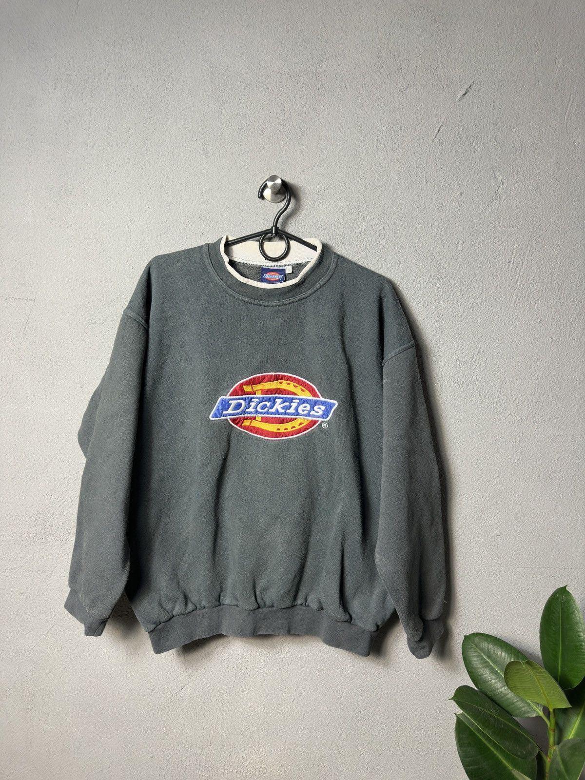 Dickies Dickies Vintage Big Logo Sweatshirt Size US S / EU 44-46 / 1 - 1 Thumbnail