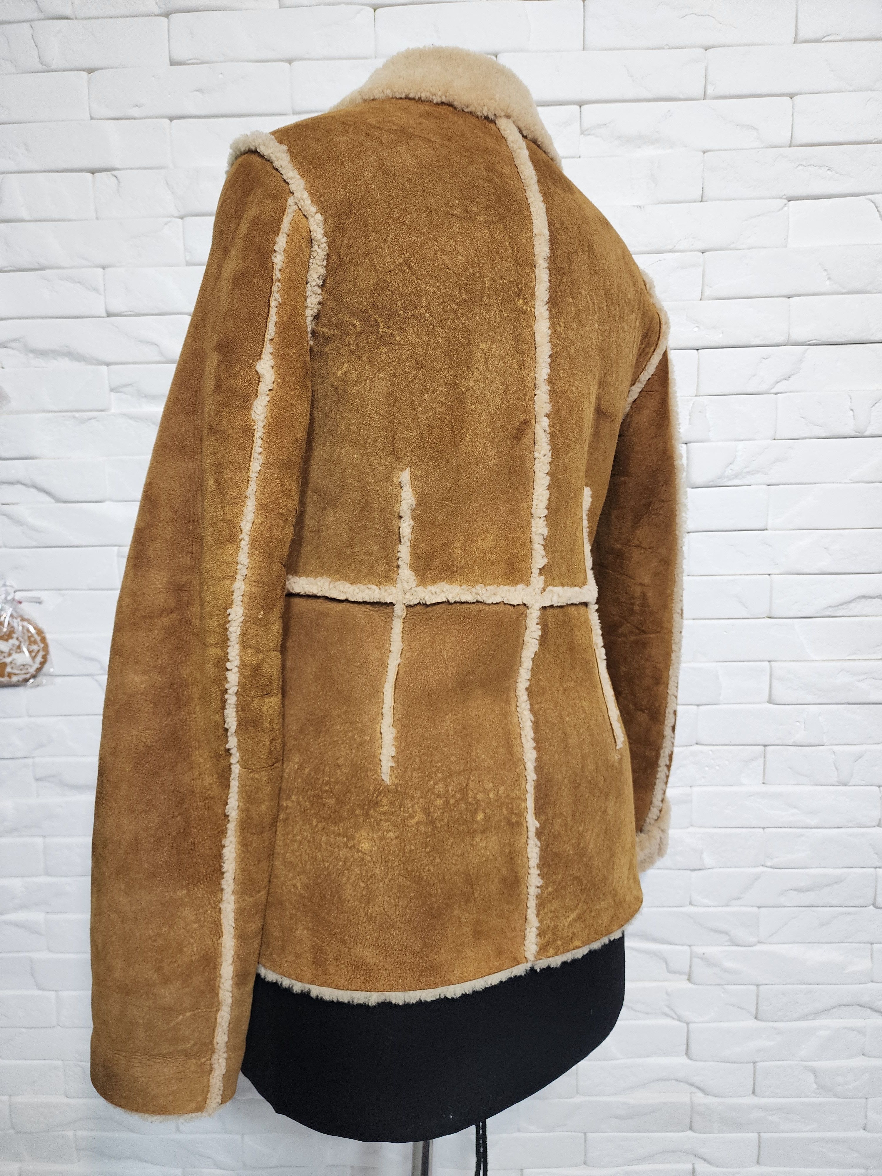 Furla Women's Brown Sheepskin Coat: Wide Fur Collar Size S / US 4 / IT 40 - 6 Thumbnail