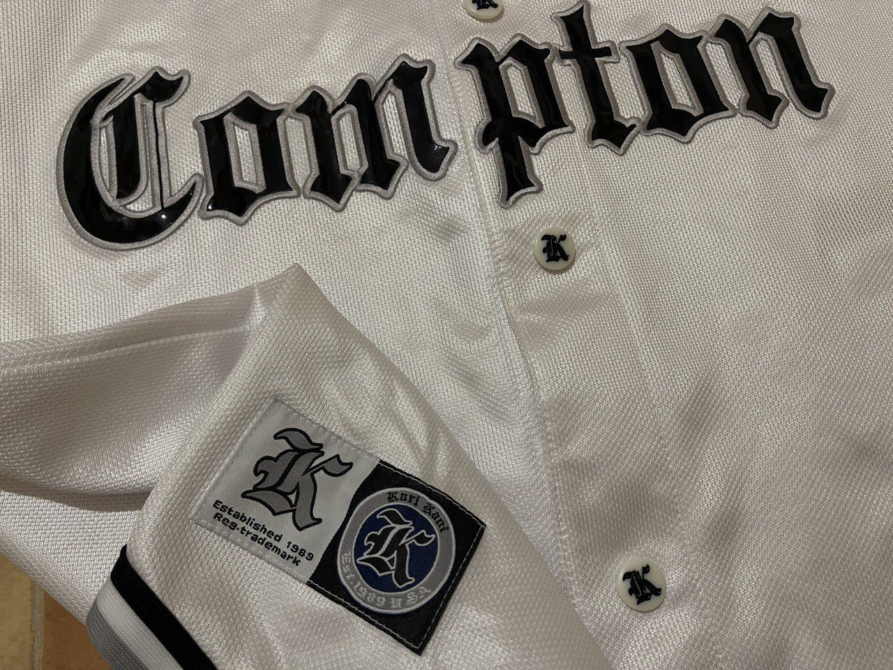 Karl Kani Karl Kani t-shirt, Compton vintage 90s 1990s hip hop size XL Size US XL / EU 56 / 4 - 5 Thumbnail