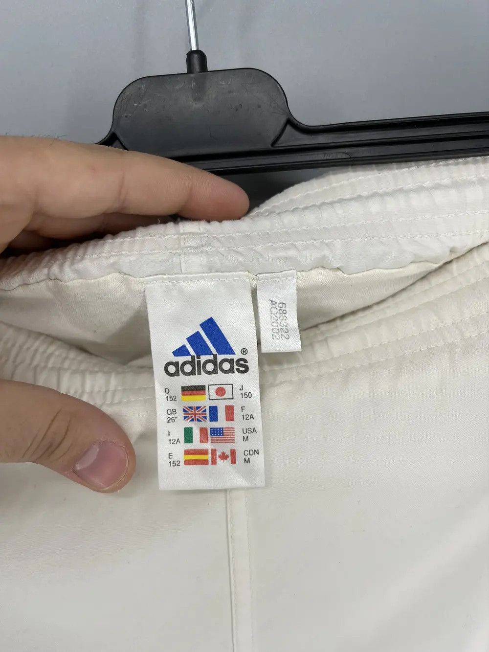 Adidas Vintage Y2K Adidas Stripes Shorts Streetwear Fashion Size US 30 / EU 46 - 6 Thumbnail
