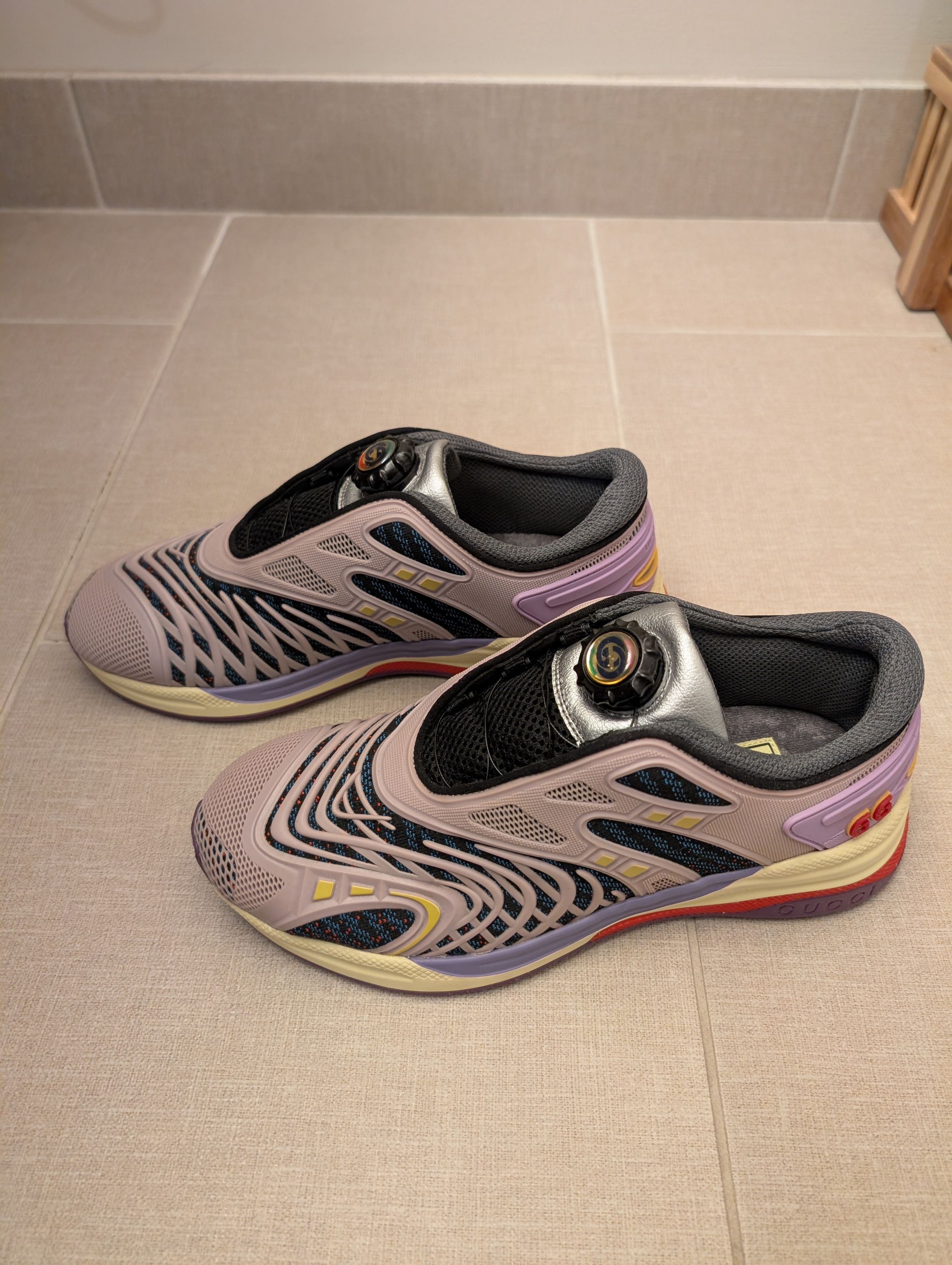 Gucci NEW Gucci Ultrapace R 'Lilac' - Men's 5+ Size US 7 / EU 40 - 2 Thumbnail