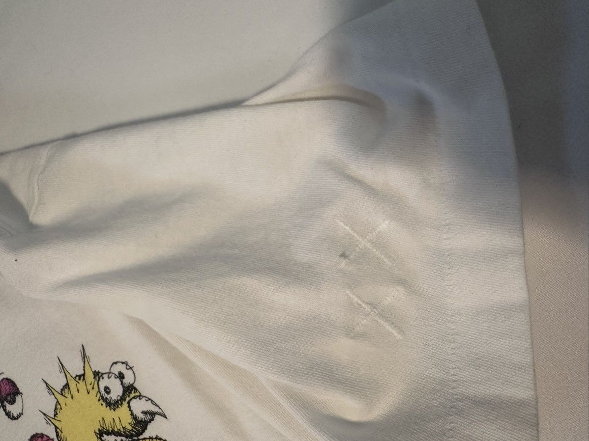 Kaws Kaws T-shirt Size US XL / EU 56 / 4 - 2 Thumbnail