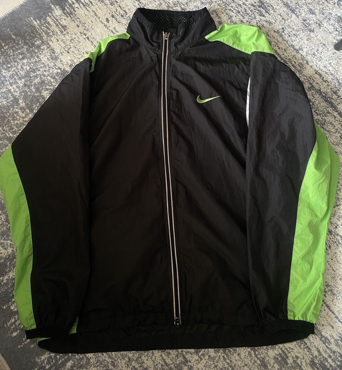 Vintage windbreaker nike jacket