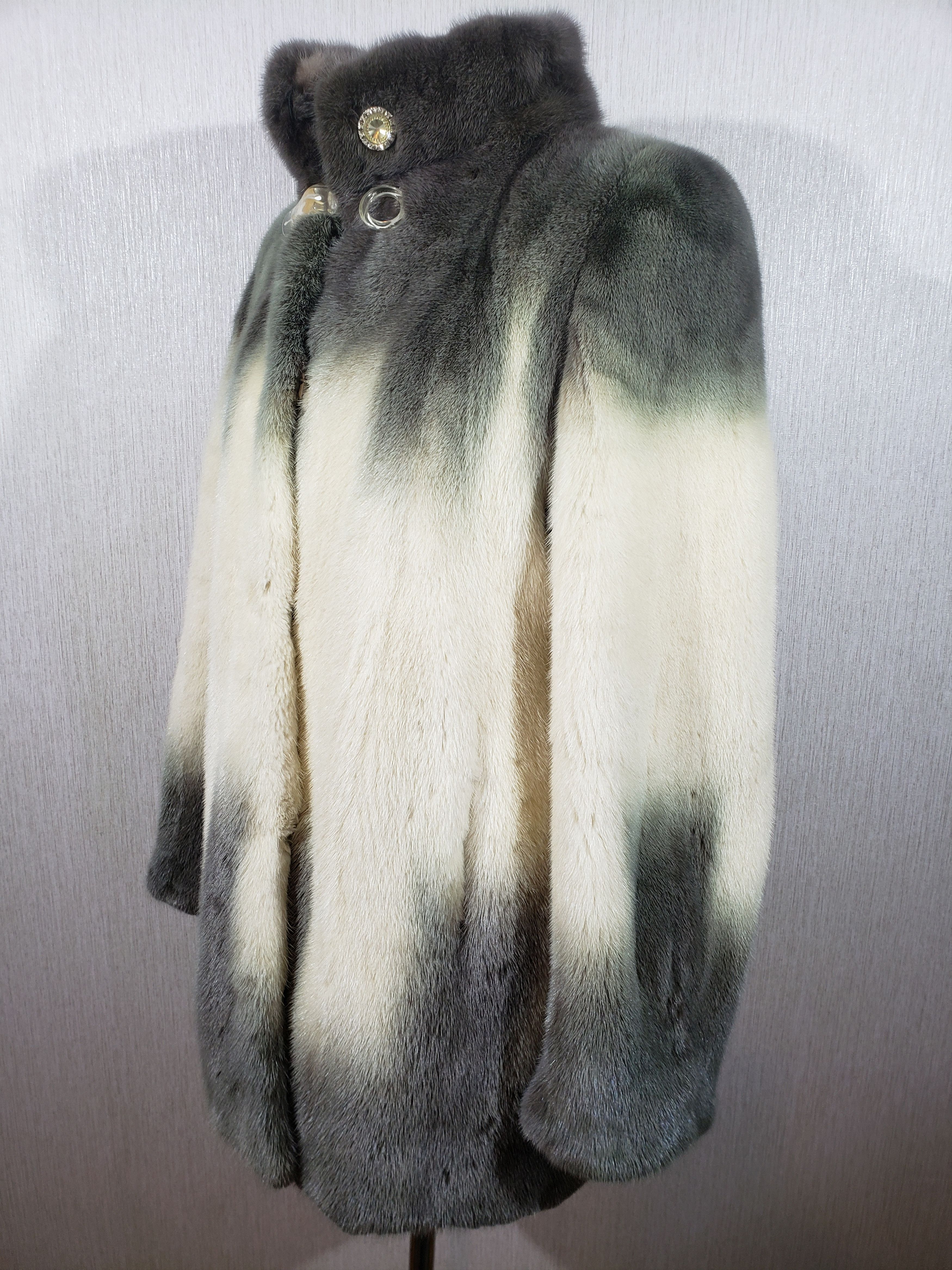 Other Stylish women's mink coat. Size XL / US 12-14 / IT 48-50 - 2 Thumbnail