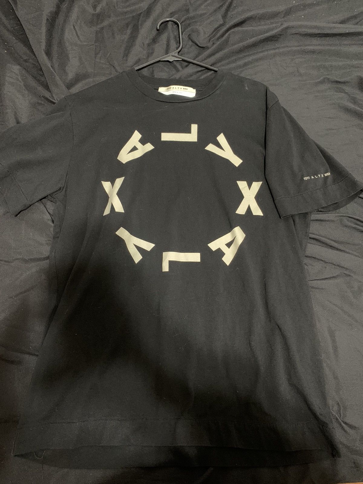 image of 1017 Alyx 9Sm Circle Logo in Black, Men's (Size Large)