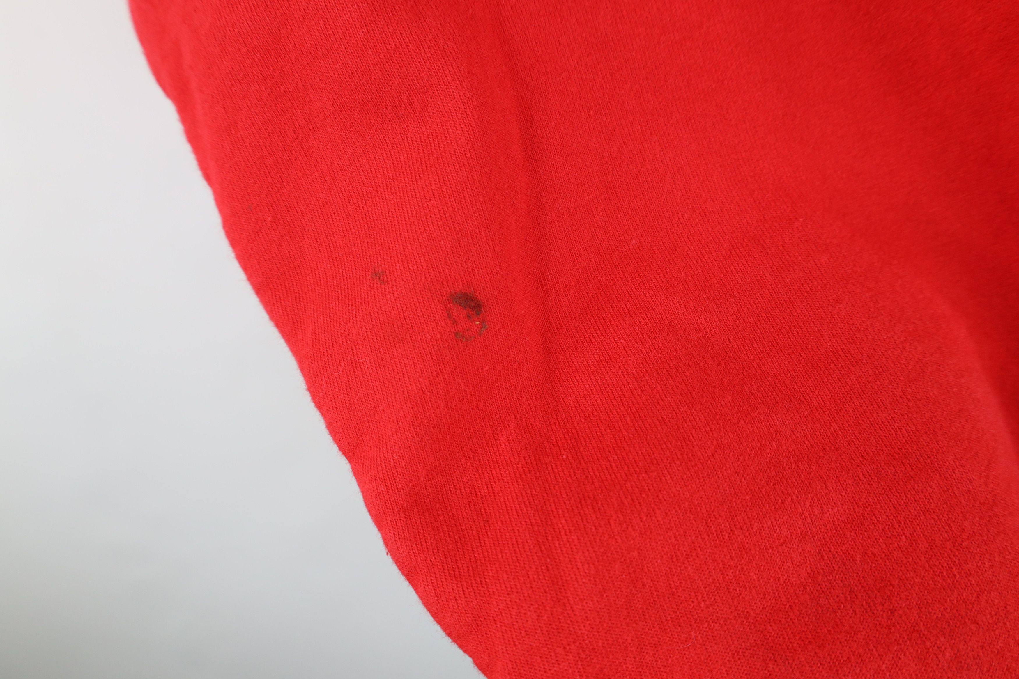 Vintage Vintage 90s The Snowman Hockey Crewneck Sweatshirt Red Size US XL / EU 56 / 4 - 7 Thumbnail