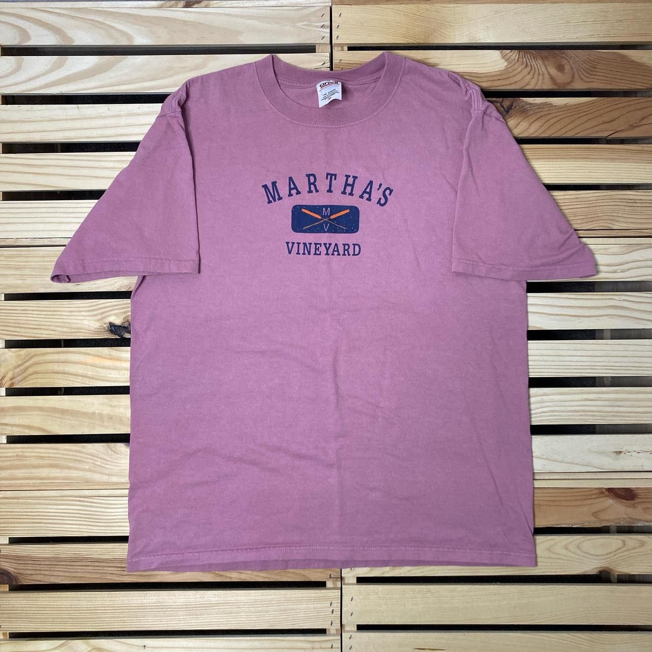 Anvil Vintage Martha's Vineyard Dark Pink Tee Size Medium Size US M / EU 48-50 / 2 - 1 Thumbnail
