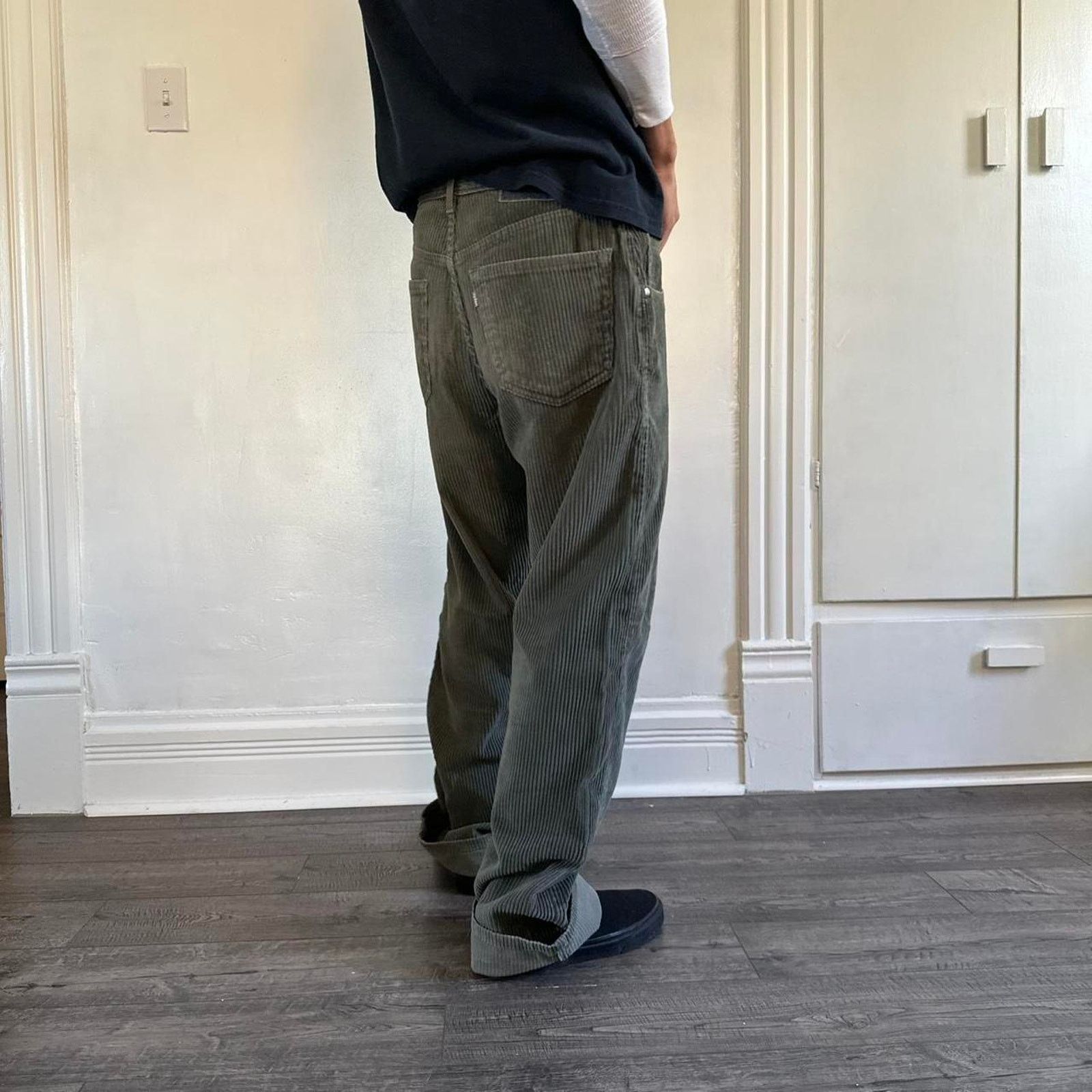 Levi's Vintage Green Olive Baggy Leg Silver Tab Cord Corduroy Pants Size US 31 - 3 Thumbnail
