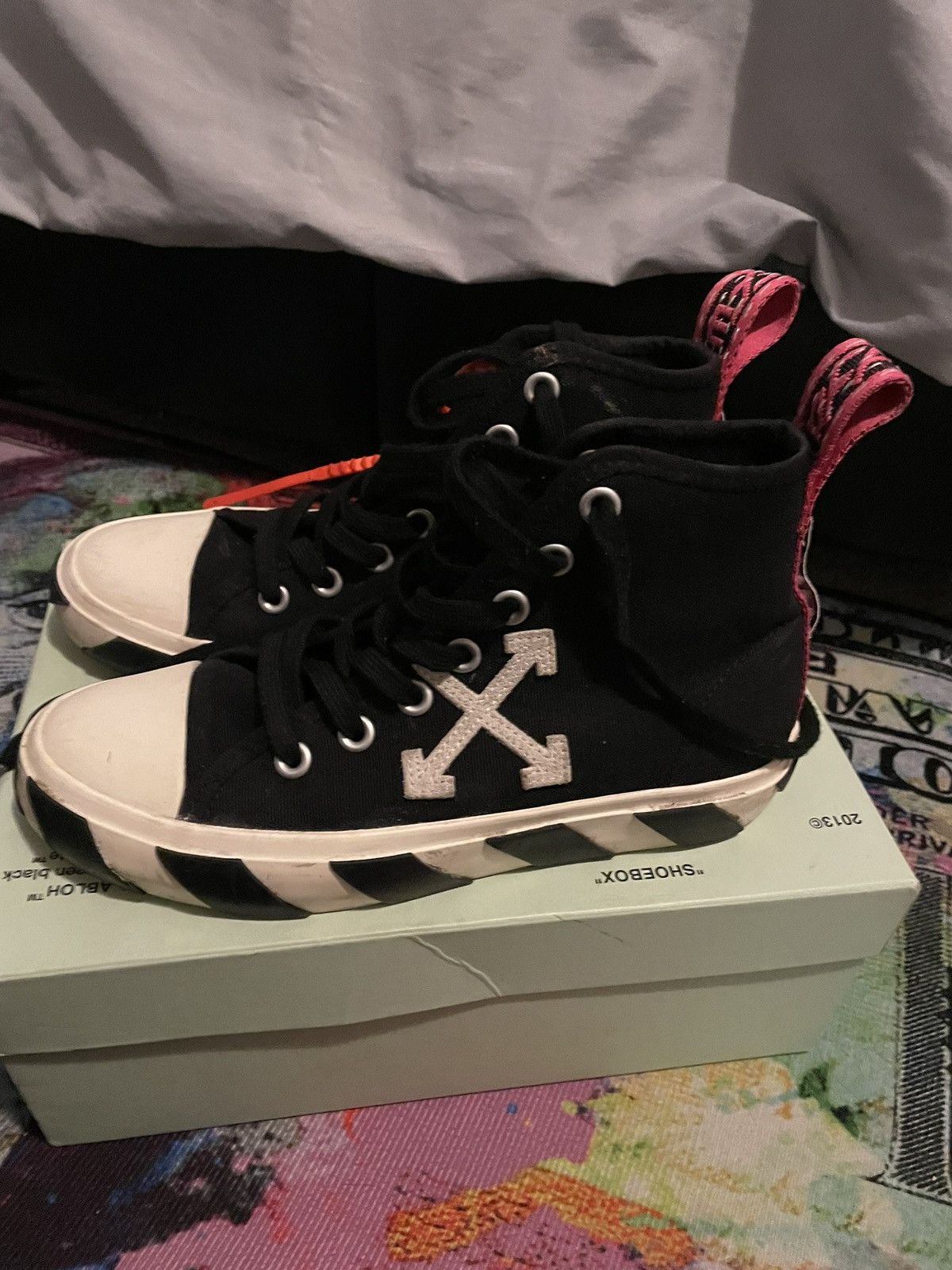 Off-White Mid Top Vulcanized Sneaker Size US 5.5 / EU 38 - 1 Thumbnail