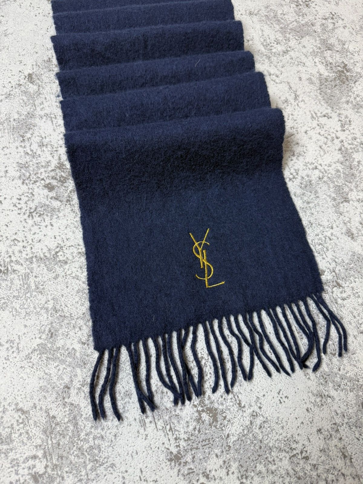Yves Saint Laurent Yves Saint Laurent Scarf Vintage Wool Logo Made in Italy Size ONE SIZE - 6 Thumbnail