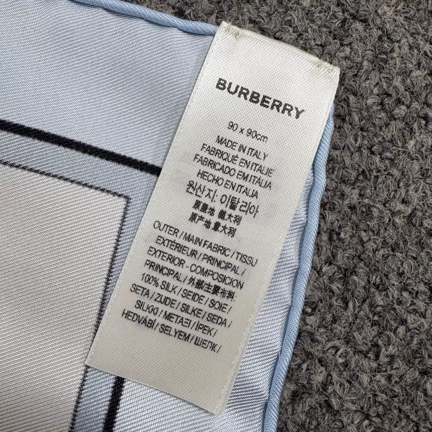 Burberry Burberry TB monogram geometric 90x90 silk scarf new unused Size ONE SIZE - 6 Thumbnail
