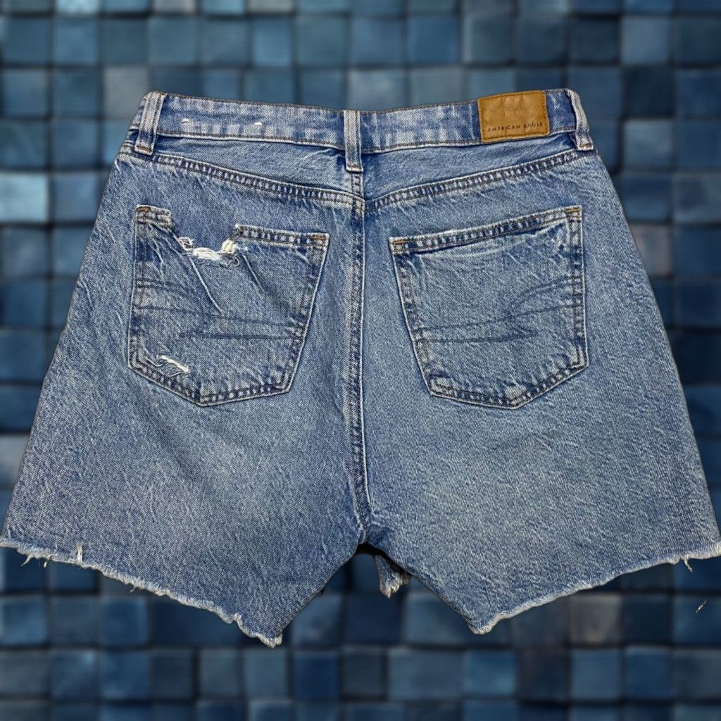 American Eagle Outfitters American Eagle Womens 00 Jean Shorts Blue Denim Distressed Baggy Mom Inseam 4" Size 24" / US 00 / IT 34 - 1 Thumbnail