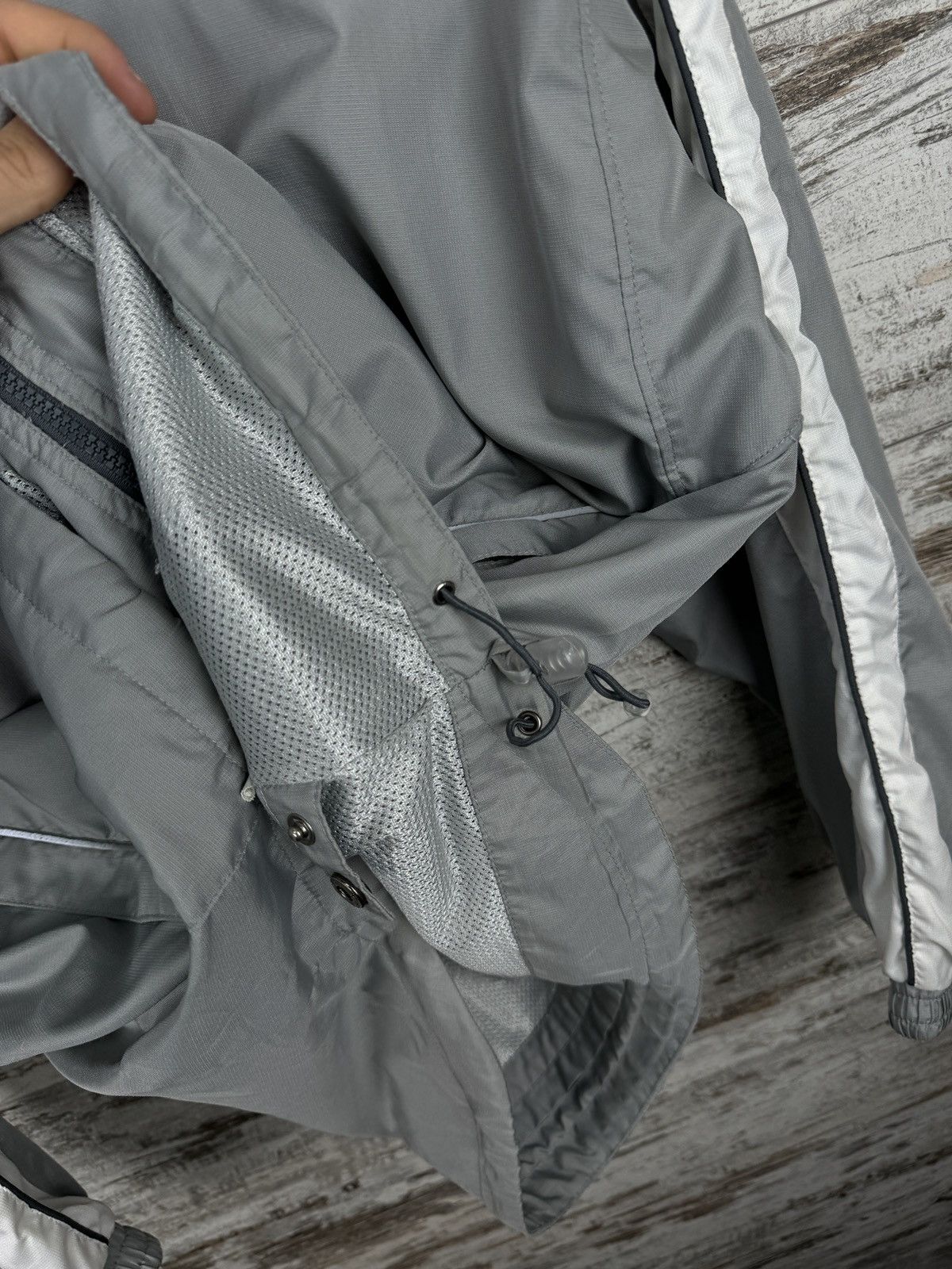 Umbro × Vintage Mens Vintage Umbro Track Jacket Olympic Y2K drill rare 90s Size US L / EU 52-54 / 3 - 13 Thumbnail