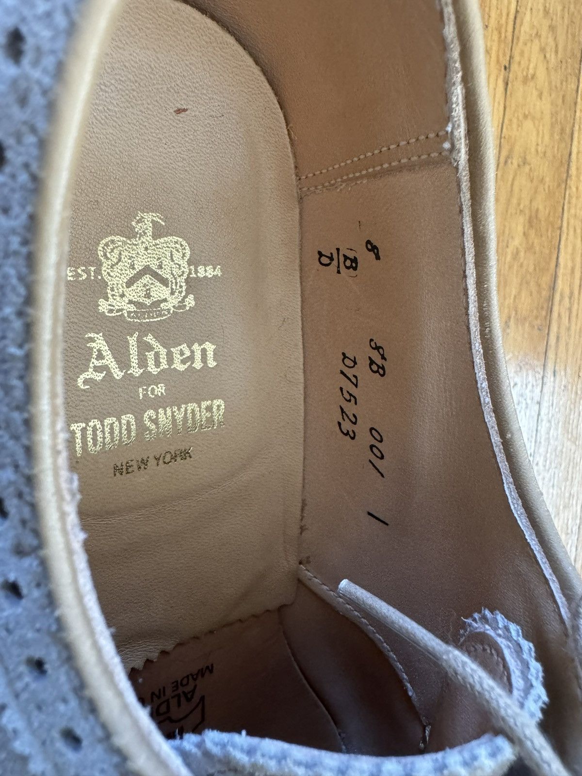 Alden × Todd Snyder Alden for Todd Snyder Suede Bluchers in “Milkshake” Size 8D Size US 8 / EU 41 - 6 Thumbnail