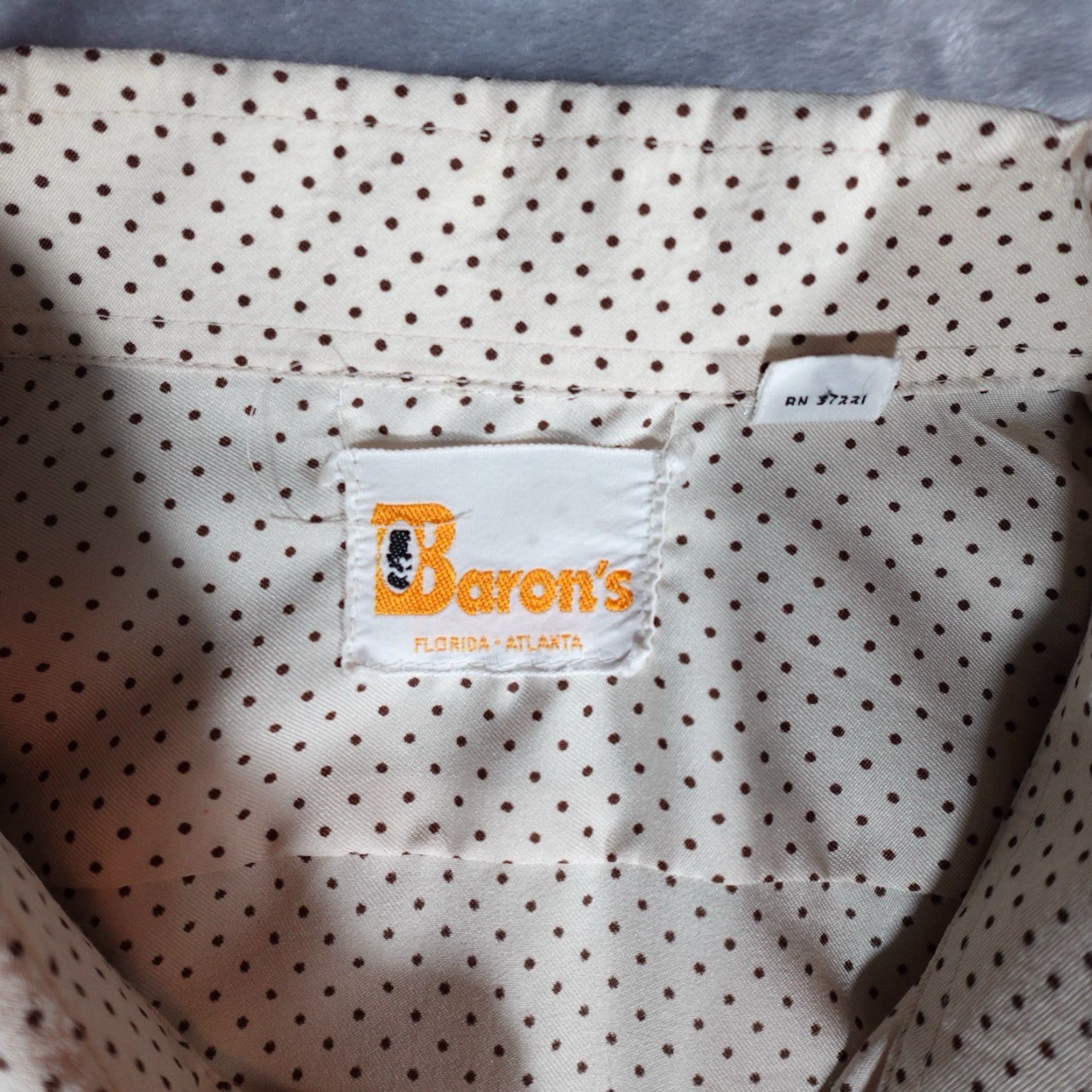 Vintage VINTAGE Barons Polka Dot Button Pocket Shirt Mens XL Lightweight Beige 70s Size US XL / EU 56 / 4 - 4 Thumbnail
