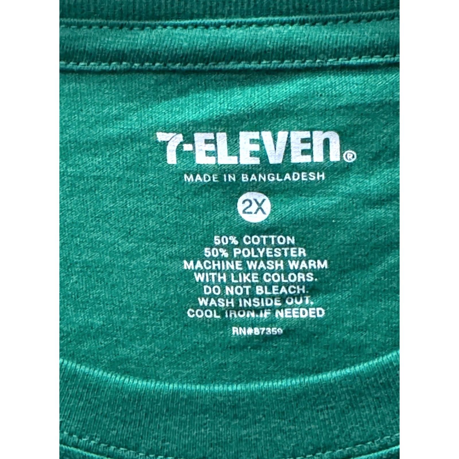 Eleventy 7 Eleven Christmas Collectible TEE T SHIRT 2XL XXL Men Multicolor Long Sleeve Shirt Size US XXL / EU 58 / 5 - 5 Thumbnail