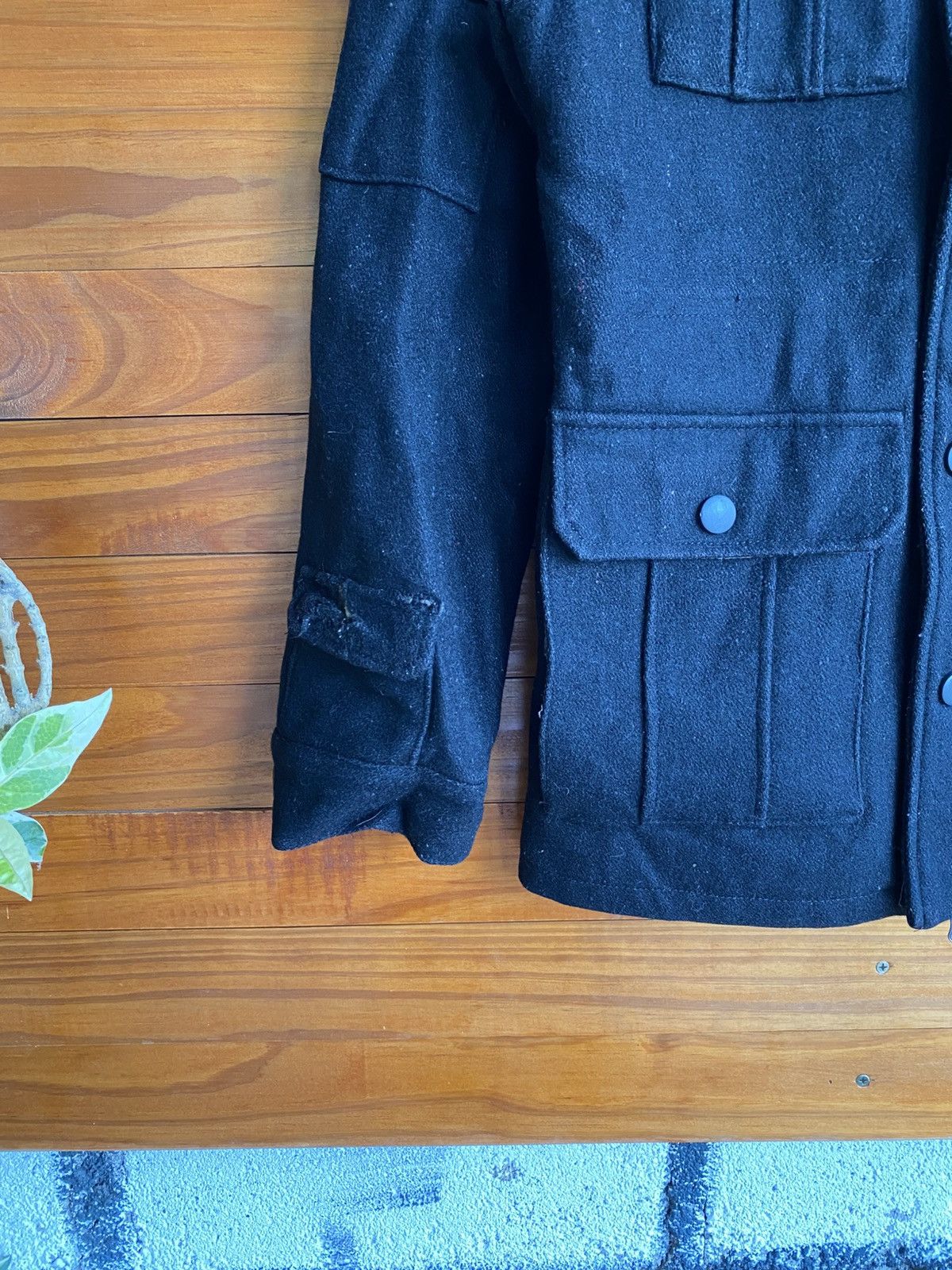 Japanese Brand Vintage Military-Style Black Wool Jacket with Camo Lining Size US M / EU 48-50 / 2 - 8 Thumbnail