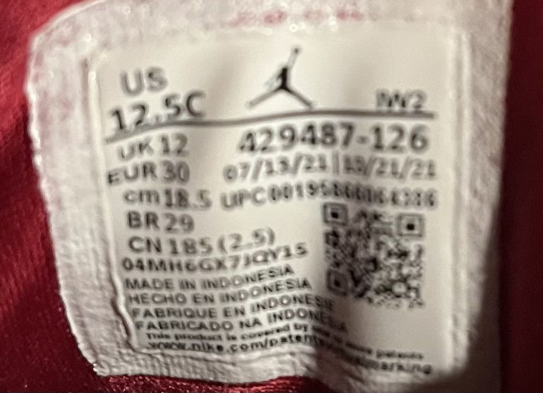 Jordan Brand Jordan 3 Retro Cardinal Toddler Sneakers Size 12.5C Size US 12.5 / EU 45-46 - 6 Thumbnail