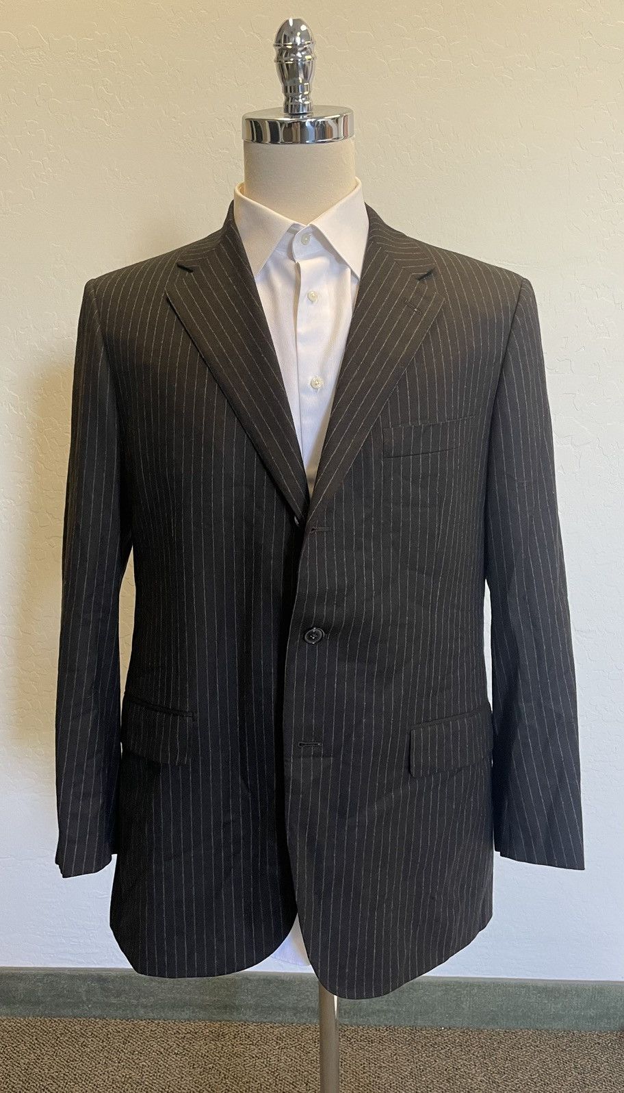 Belvest Chalk-stripe 3-button Super 120'S Wool Suit Size 46R - 2 Thumbnail