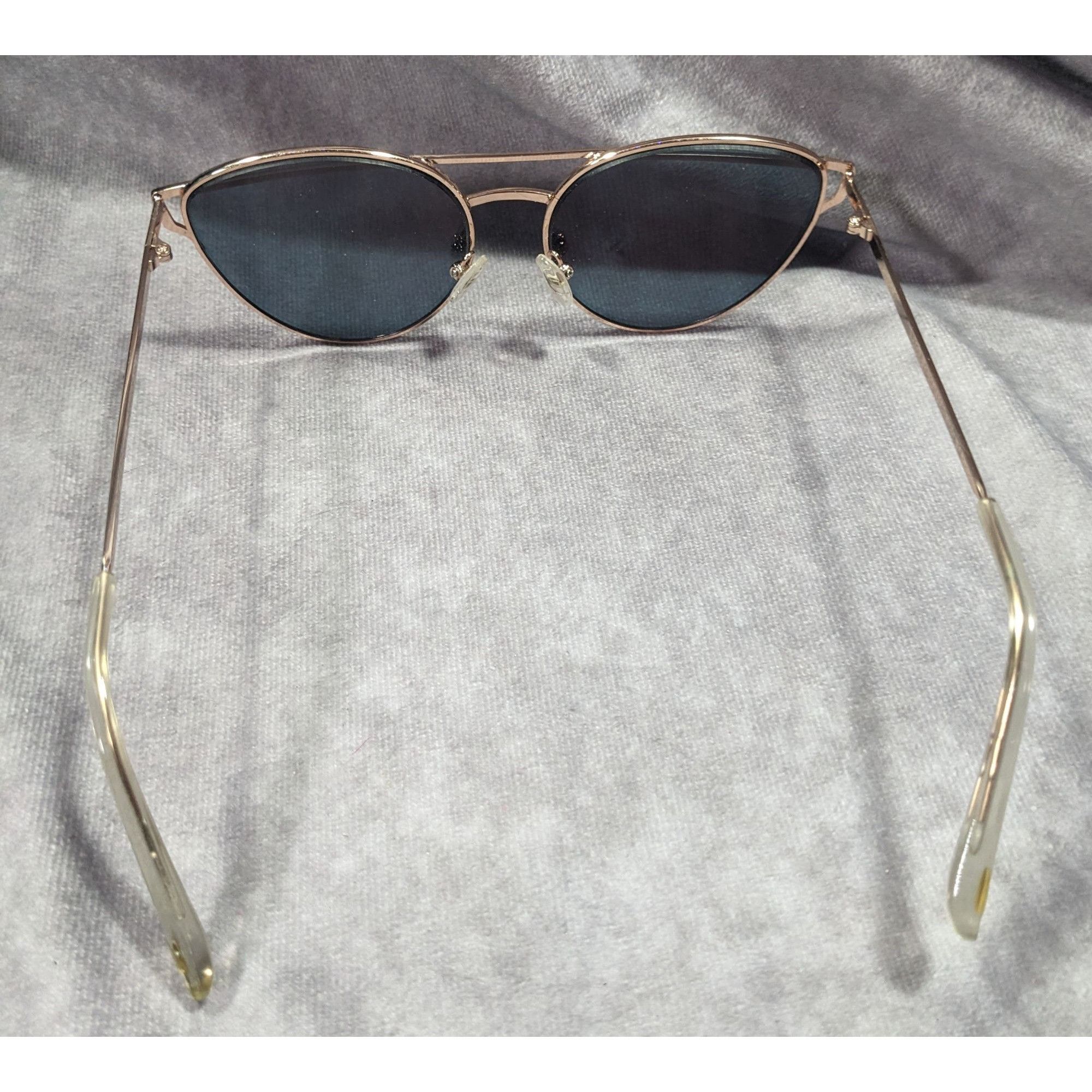 American Eagle Outfitters American Eagle Preppy Gold Tone Mirror Lens Aviator SUnglass Size ONE SIZE - 3 Thumbnail