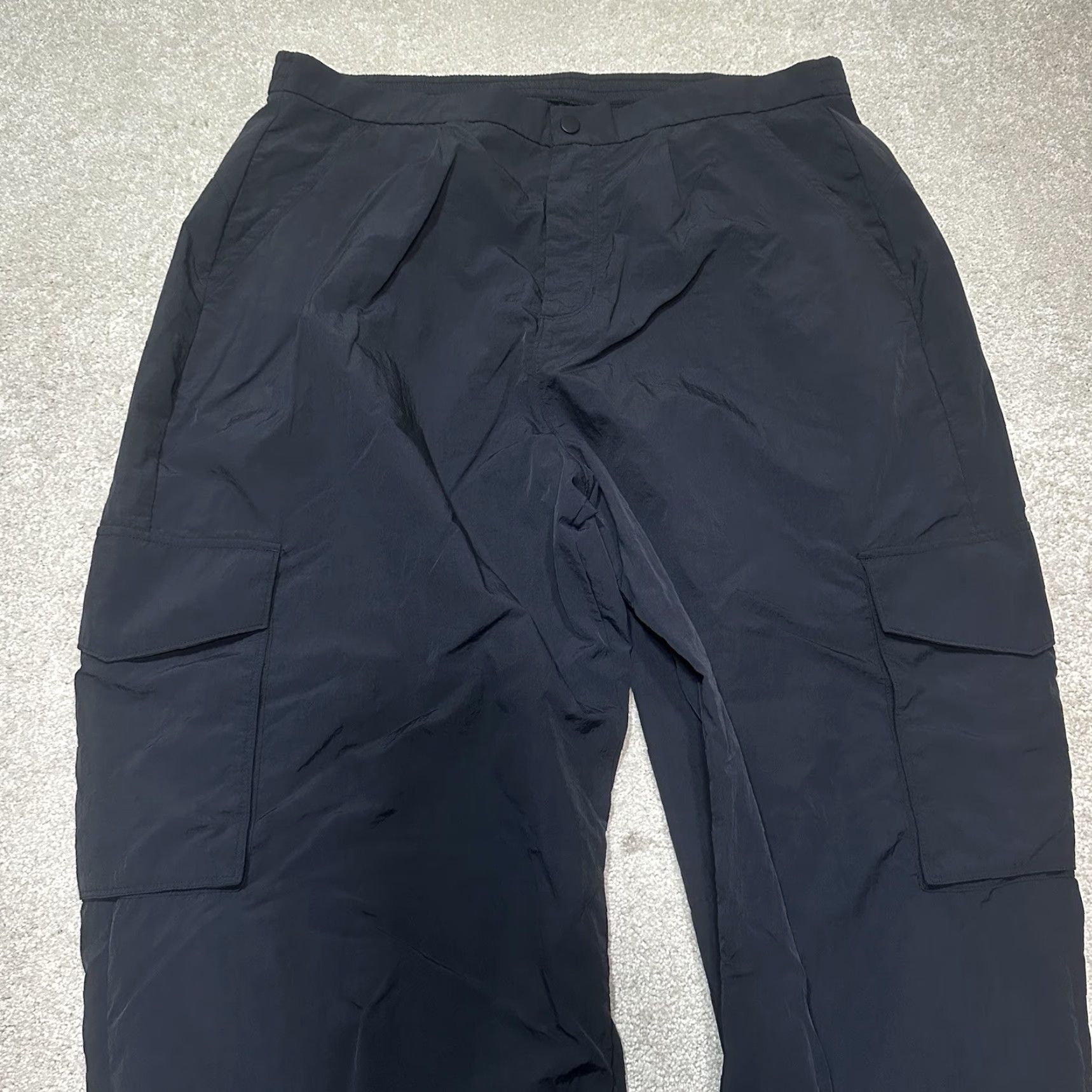 Vintage Gilly Hicks Windbreaker Pants Women XL Black 90s Para Cord Track Pants Convertible Windbreaker Inseam 31in Regular Fit Size 40" / US 18 - 3 Thumbnail