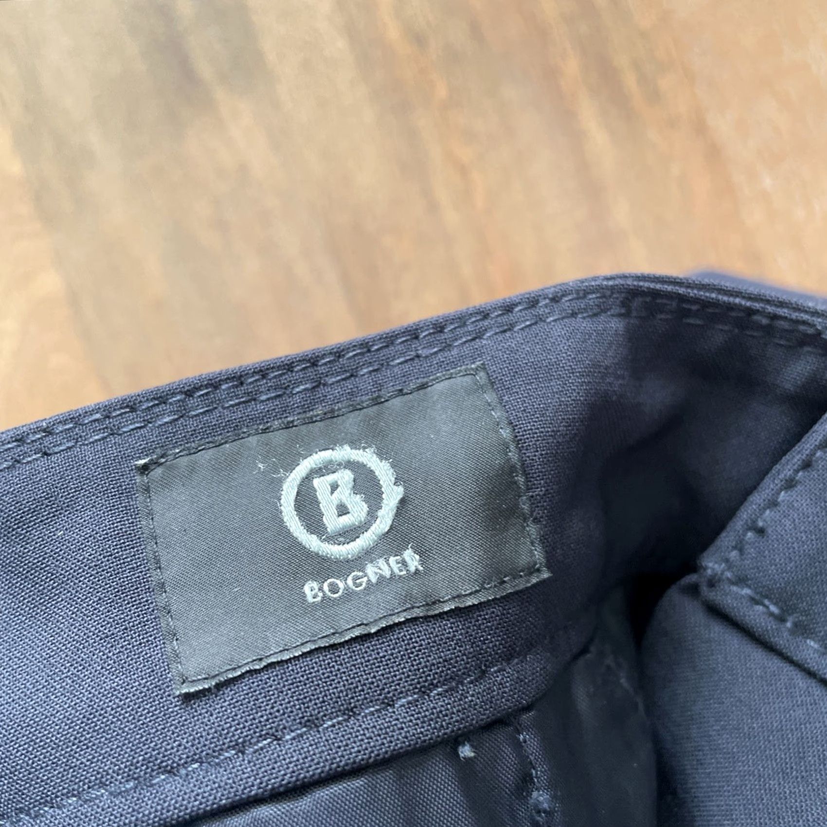 Bogner VINTAGE Bogner Dress Pants Womens Regular Size 34x29 Navy Blue Lightweight Wool Mid Rise Dress Pants Womens Mens? Size 32" / US 10 / IT 46 - 3 Thumbnail