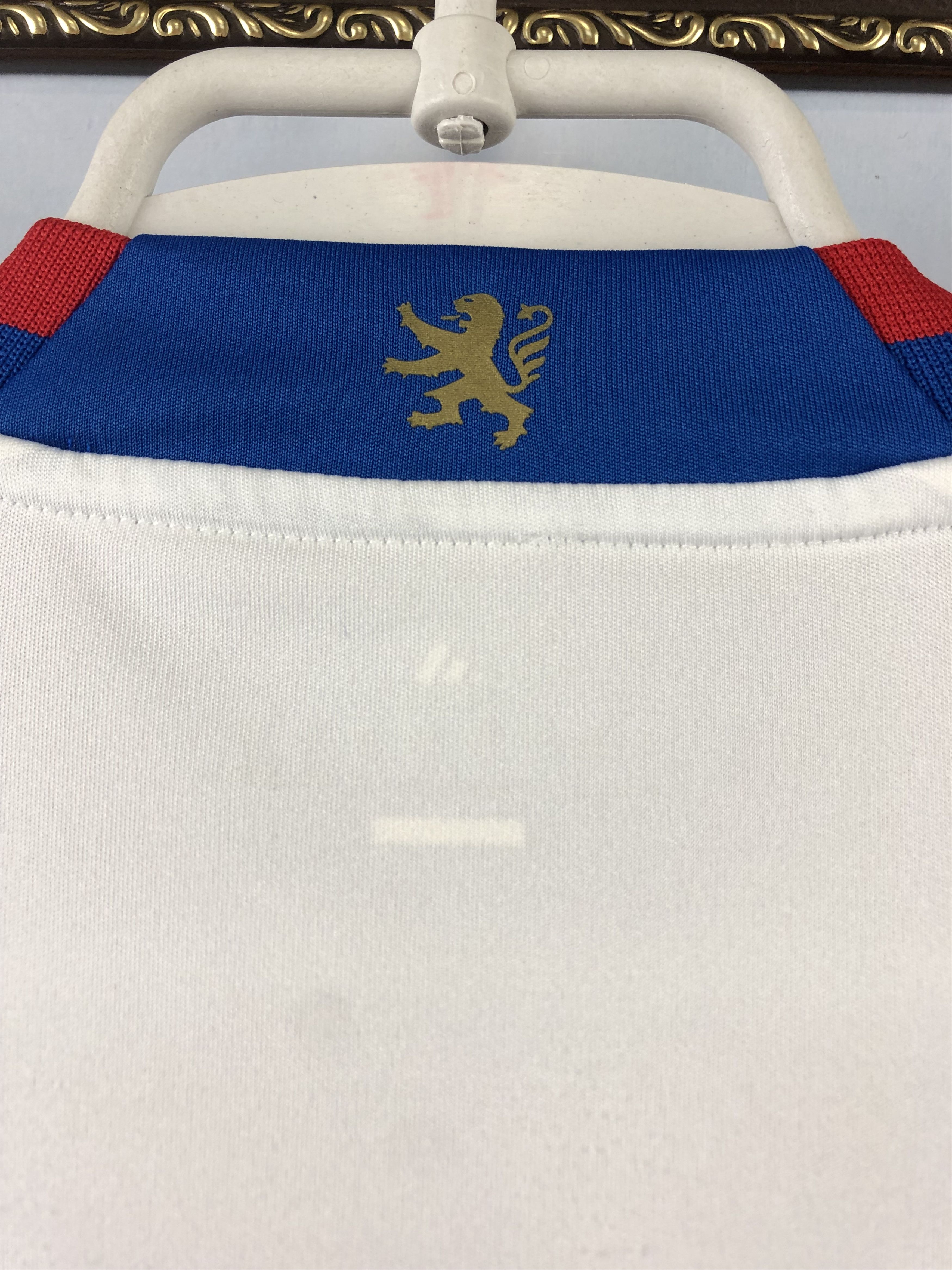 Adidas Olympique Lyonnais shirt 2011 Soccer Jersey Long Sleeve Size US S / EU 44-46 / 1 - 18 Thumbnail