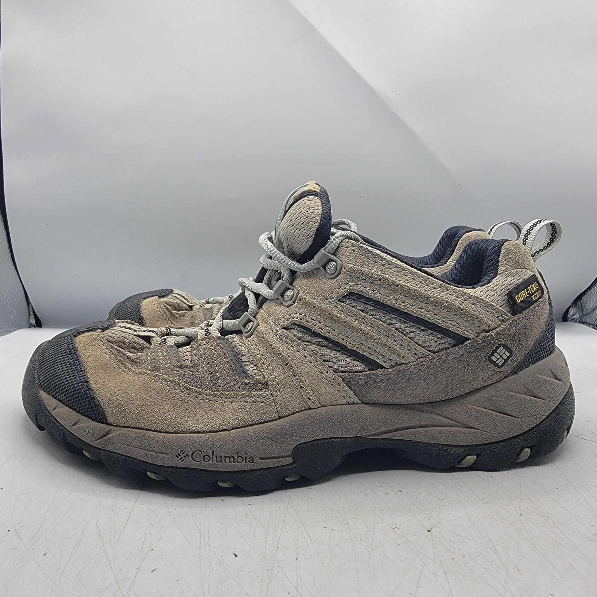 Columbia Columbia Kestrel XCR Womens 8 Brown Shoes Gore Tex Hiking Ca Size US 8 / IT 38 - 12 Thumbnail