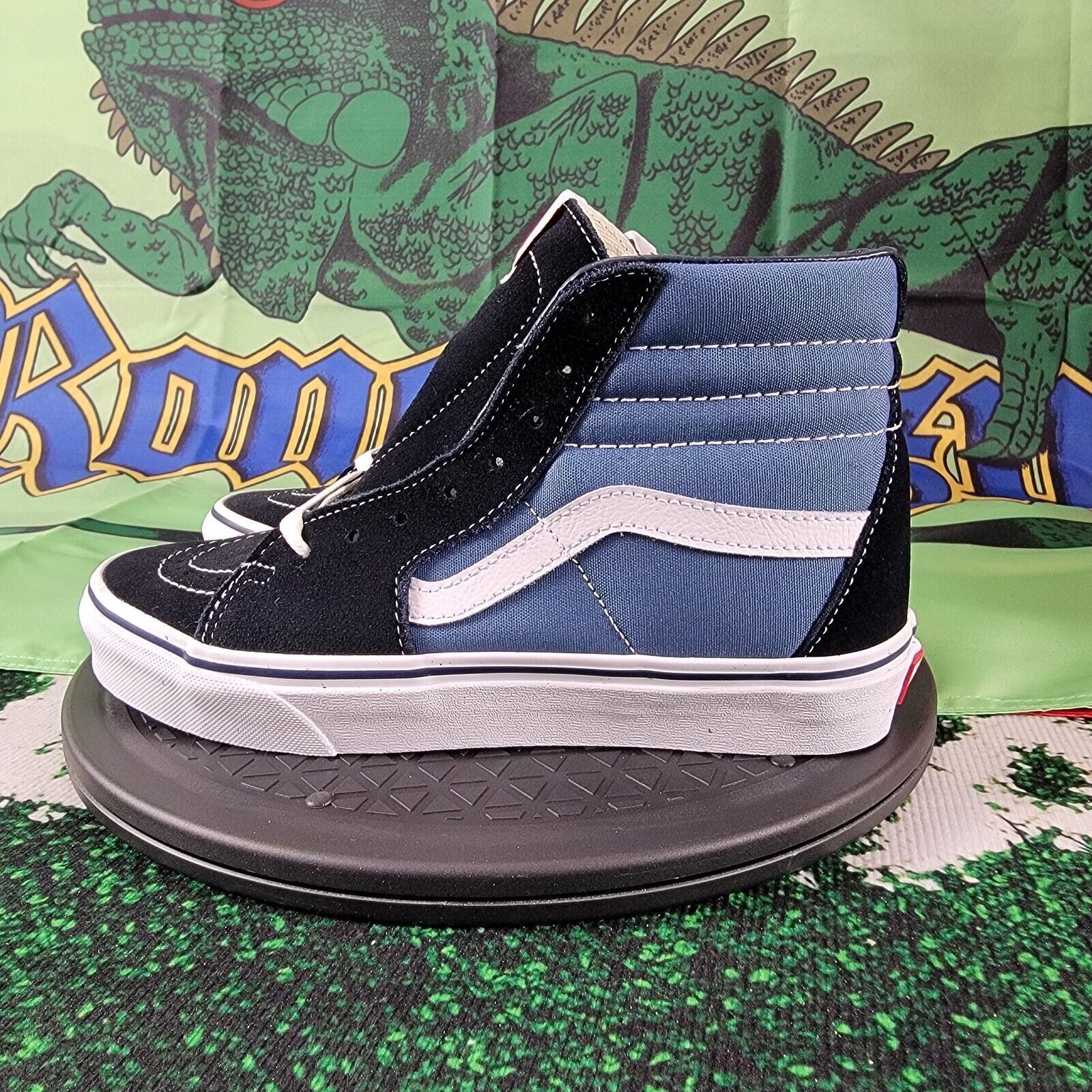 Vans Vans Sk8-Hi Sneakers (Navy) Men's Skateboard High-Top Sz 7M Size US 7 / EU 40 - 2 Thumbnail