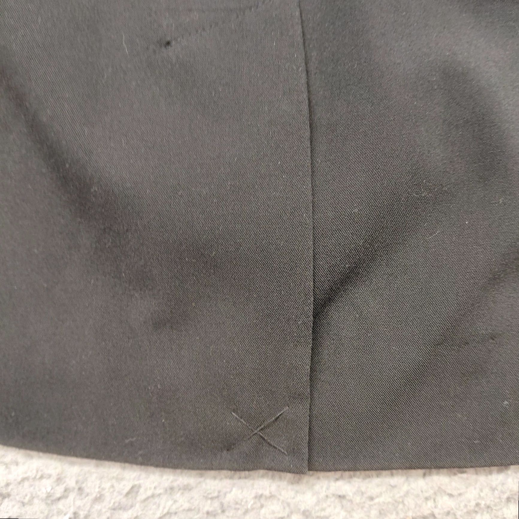 Worthington Worthington Petite Skirt Women 8P Black Pencil Pockets Zipper Preppy Cute Midi Skirt Womens Size 30" / US 8 / IT 44 - 4 Thumbnail