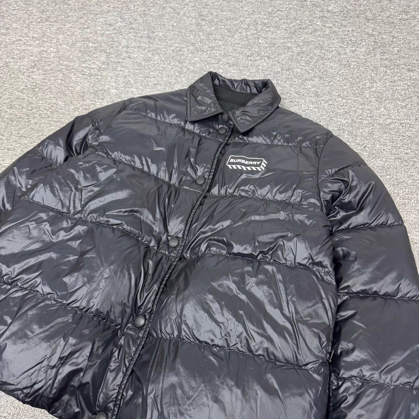 Burberry Burberry double-sided zodiac puffer jacket S unisex Size US S / EU 44-46 / 1 - 4 Thumbnail