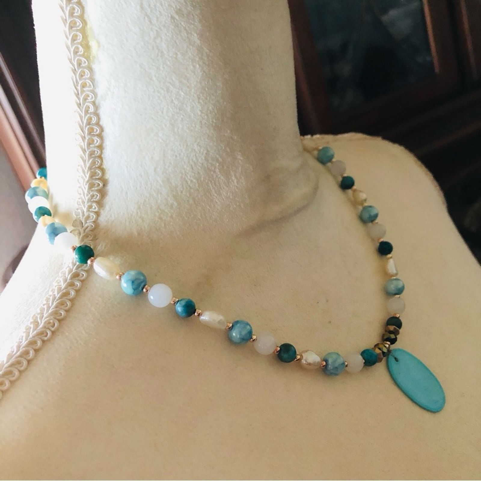 Handmade Handcrafted abalone shell howlite genuine pearl necklac Size ONE SIZE - 3 Thumbnail