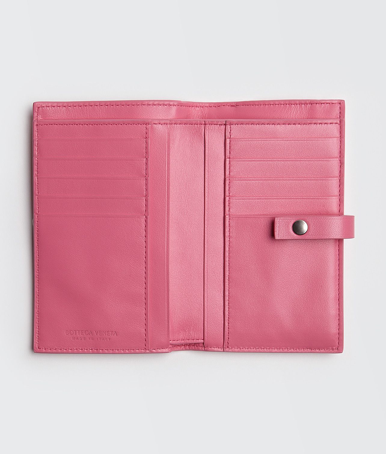 Bottega Veneta o1n1vont1224 Size: OS / iPhone 11 Case in Pink Size ONE SIZE - 3 Thumbnail