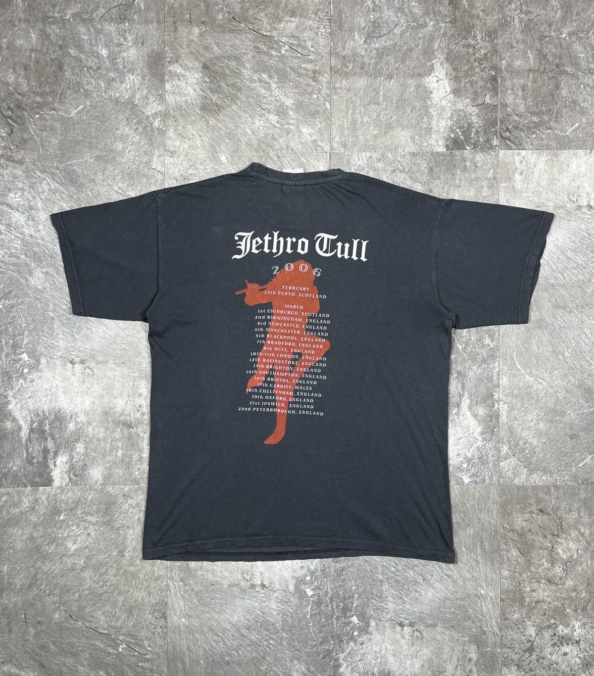 Band Tees Vintage 2006 Jethro Tull Aqualung Tour Shirt Faded Boxy Size US M / EU 48-50 / 2 - 13 Thumbnail