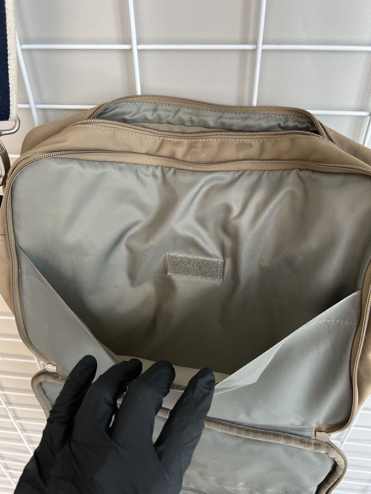 Lacoste Lacoste Horizontal Shoulder Camera Bag Vintage Messenger Size ONE SIZE - 10 Thumbnail