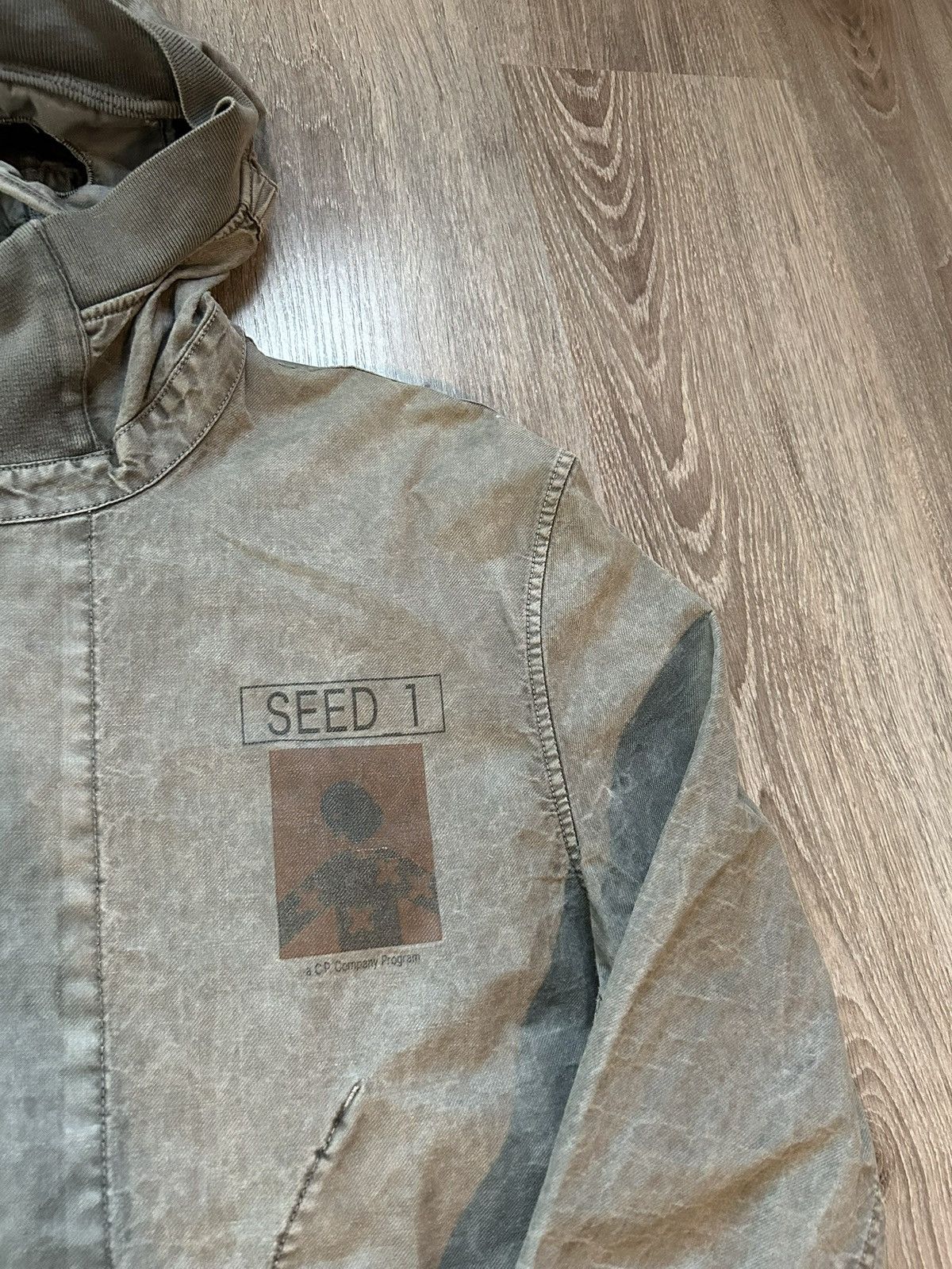 C.P. Company C.P. Company Logo Hooded Jacket in Gray rain jacket Size US L / EU 52-54 / 3 - 3 Thumbnail
