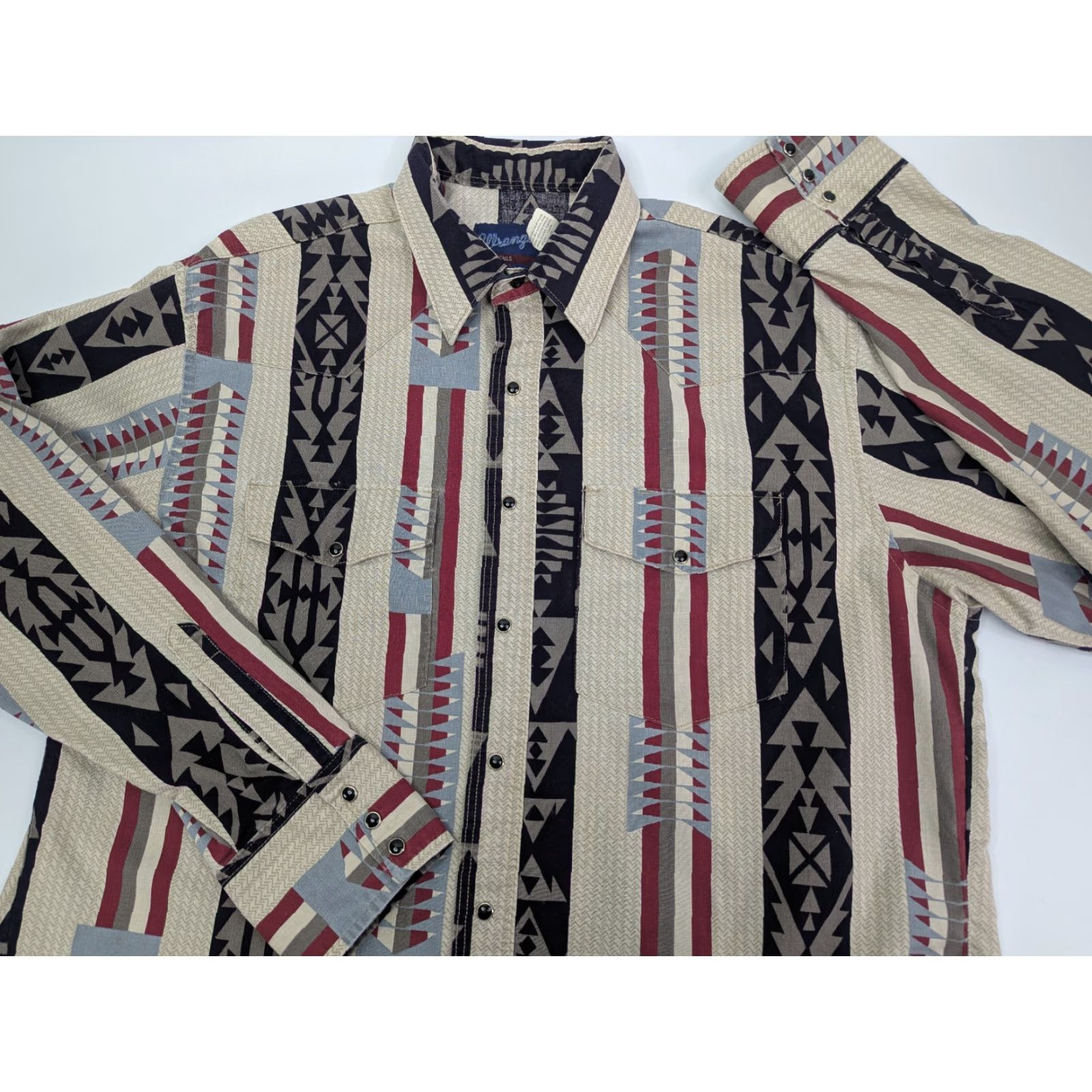 Wrangler VTG Wrangler Shirt Mens 17x36 X-Long Tails Single Needle Western Aztec Cowboy Beig​e Geometric Pearl Snap Button-Up Casual Mens Size US XL / EU 56 / 4 - 2 Thumbnail