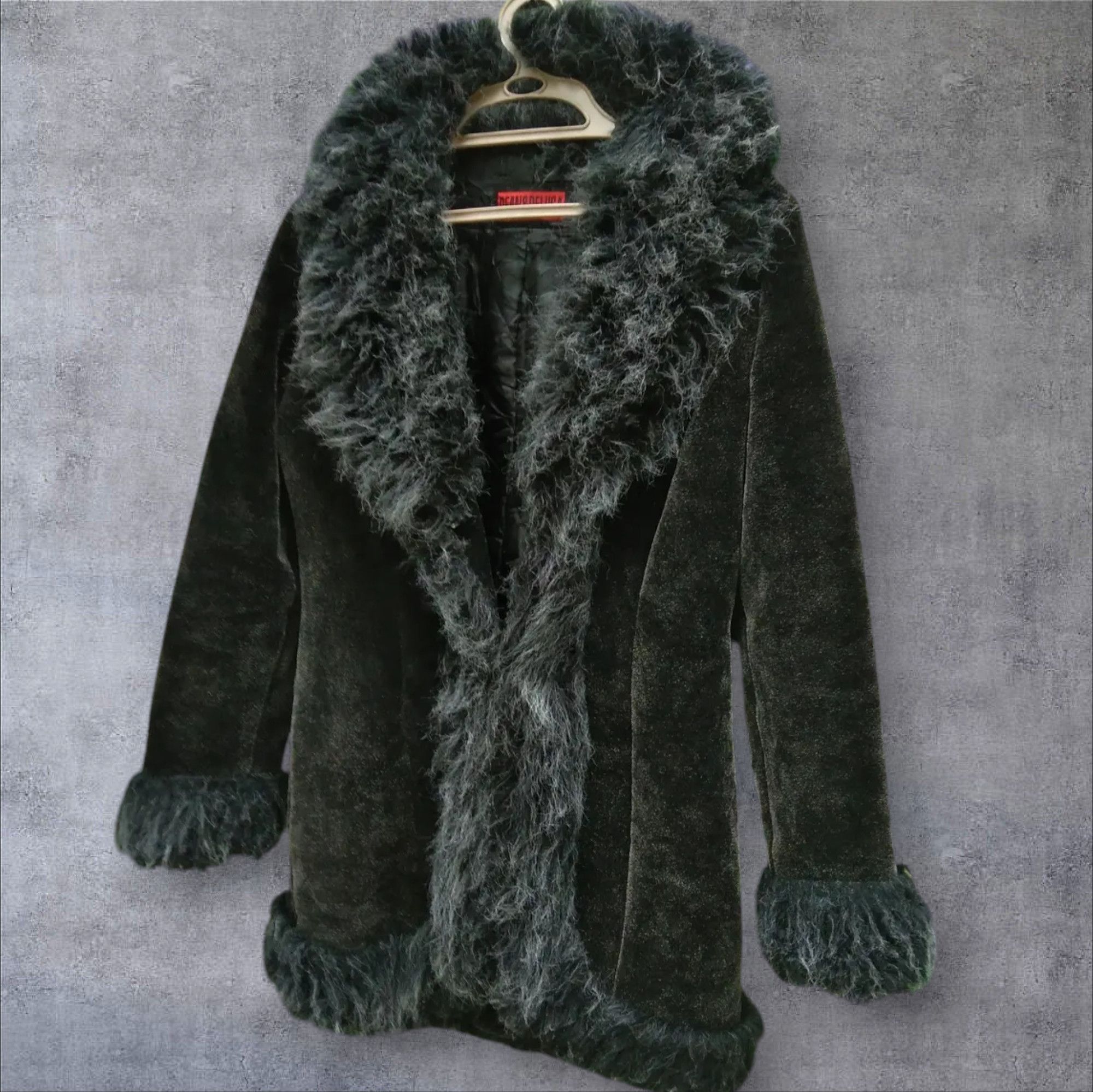 DEAN & DELUCA SHEARLING JACKET