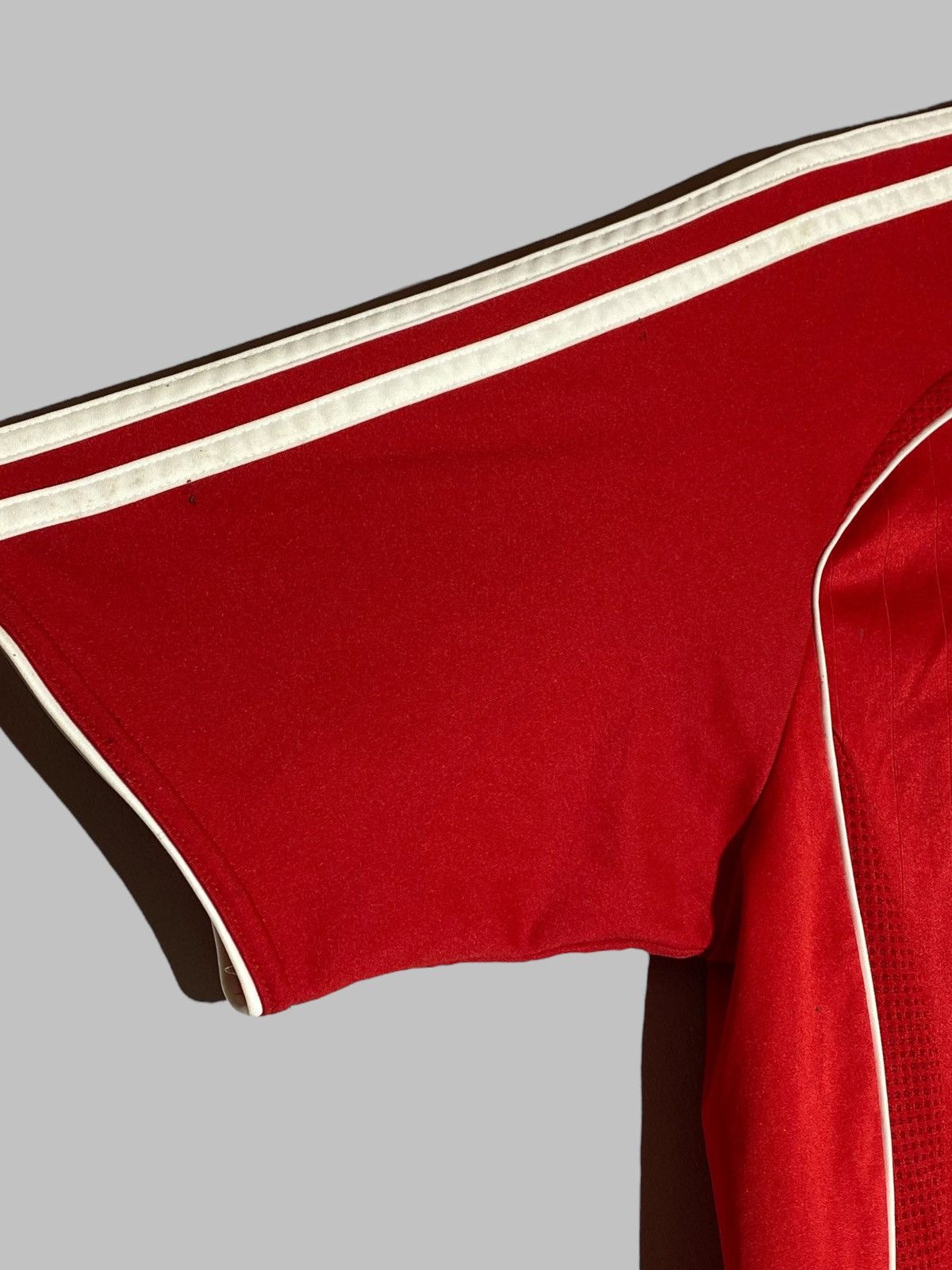 Adidas #17 Bellamy Liverpool FC 2006 Adidas Football Shirt Size US M / EU 48-50 / 2 - 7 Thumbnail