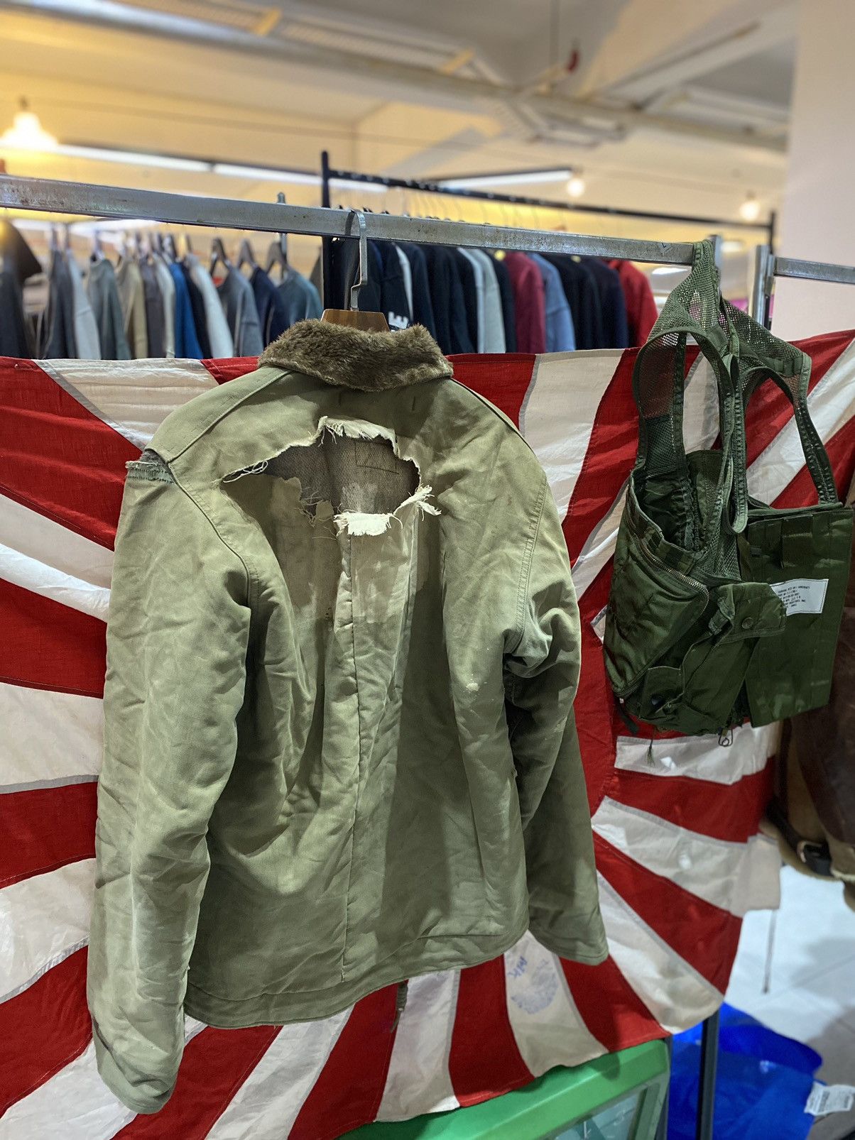 Vintage USN N-1 DECK JACKET FIRST PATTERN 1943 US ARMY Size US M / EU 48-50 / 2 - 9 Thumbnail