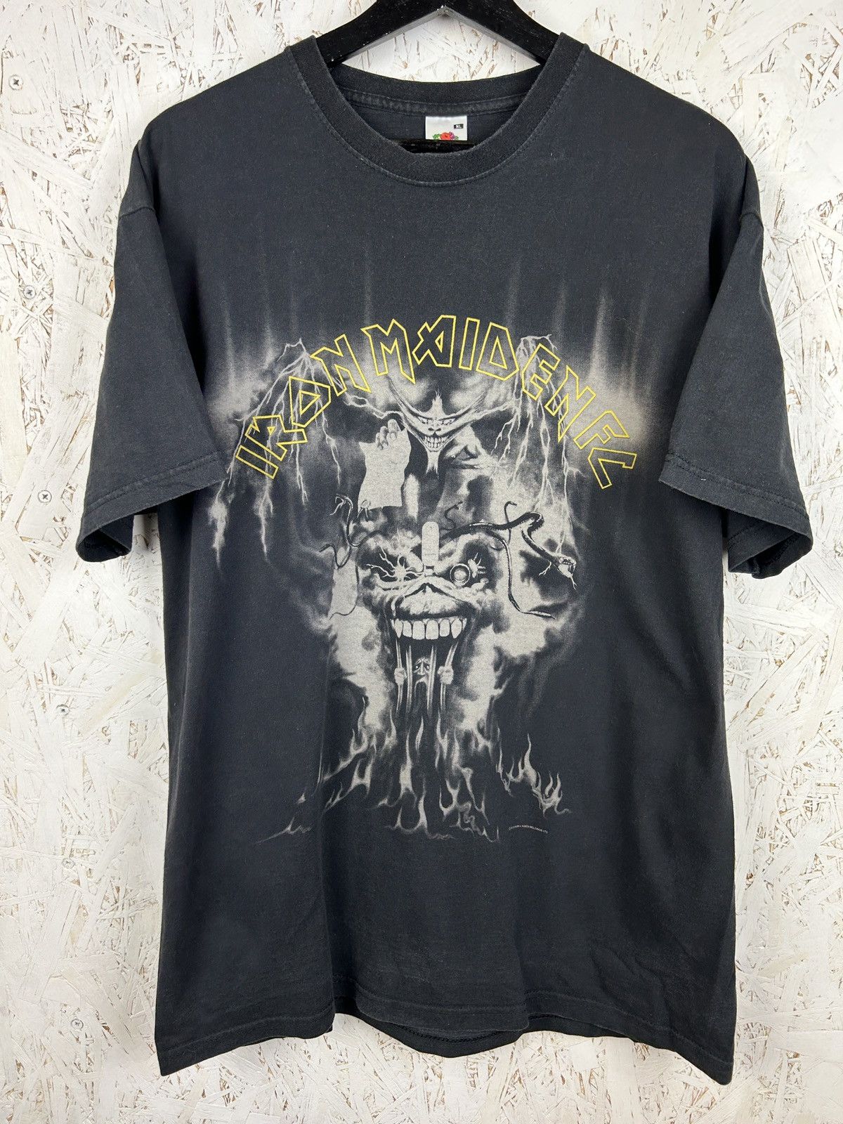 Band Tees Vintage Iron Maiden FC Band 2012 Short Sleeve T-Shirt Size US XL / EU 56 / 4 - 1 Thumbnail