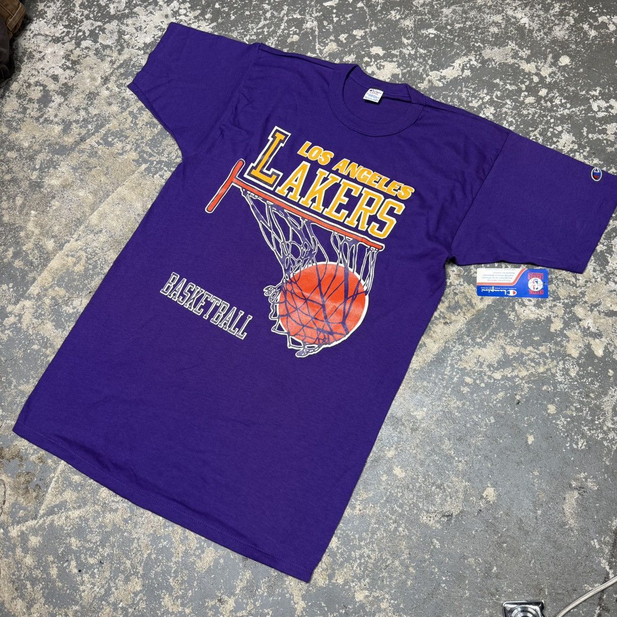 NBA Vintage Los Angeles Lakers Purple Champion NBA Purple Tshirt Size US L / EU 52-54 / 3 - 2 Thumbnail