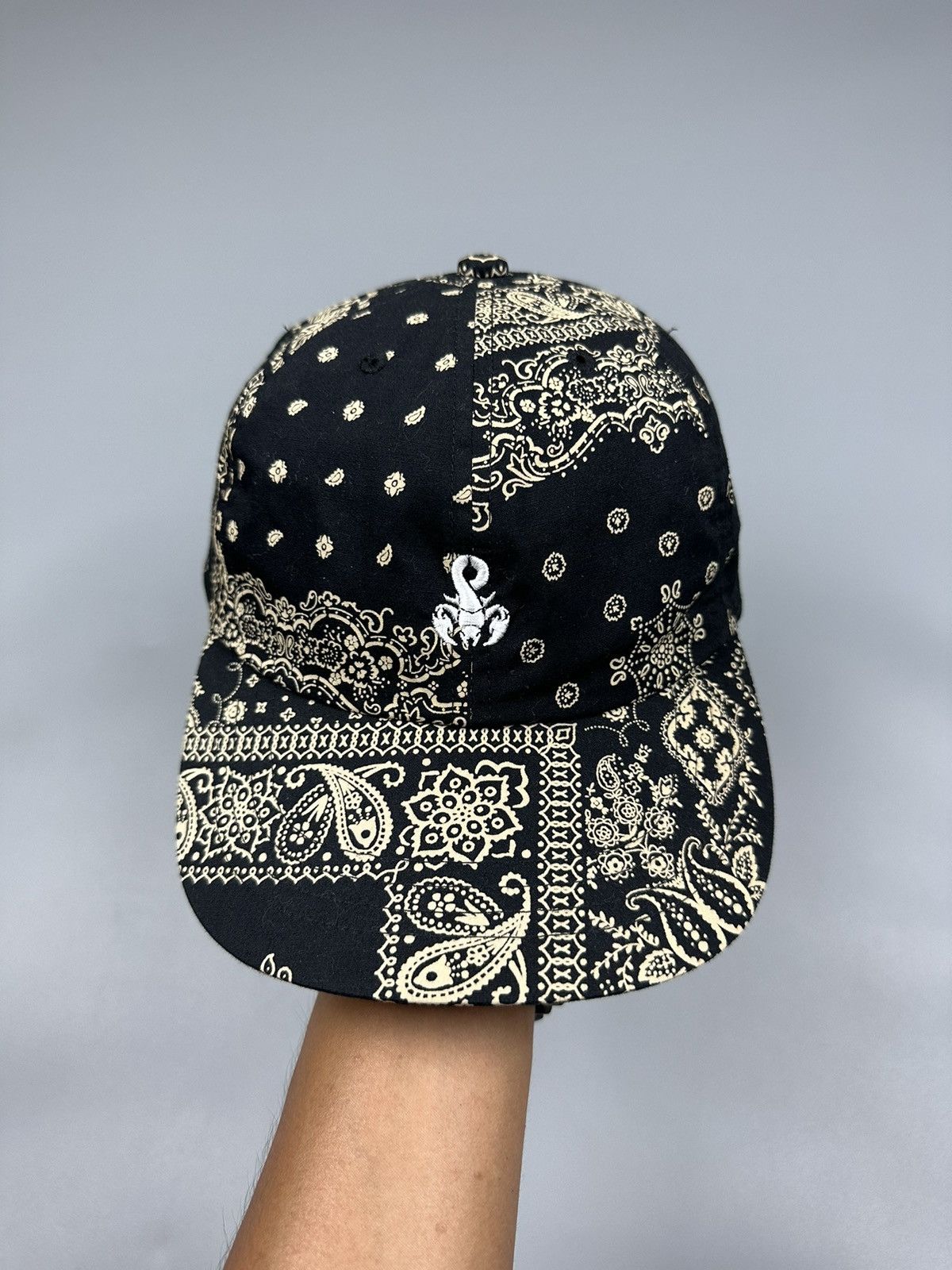 Sophnet. × uniform experiment Sophnet. Scorpion Bandana Cap Size ONE SIZE - 1 Thumbnail