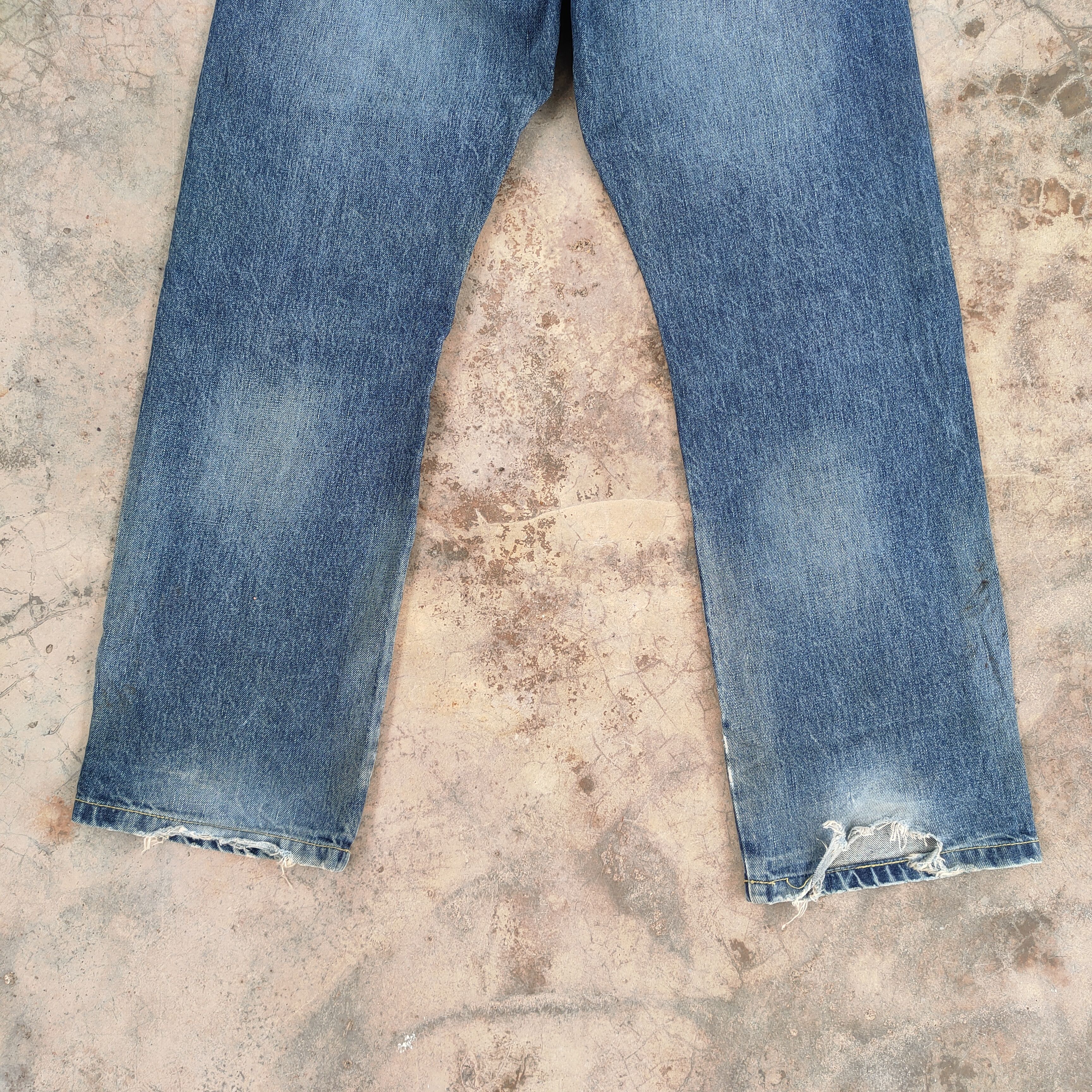 Japanese Brand × Jean × Vintage W32 VINTAGE CO CONFUSE FADED JEANS DENIM PANTS Size US 32 / EU 48 - 12 Thumbnail