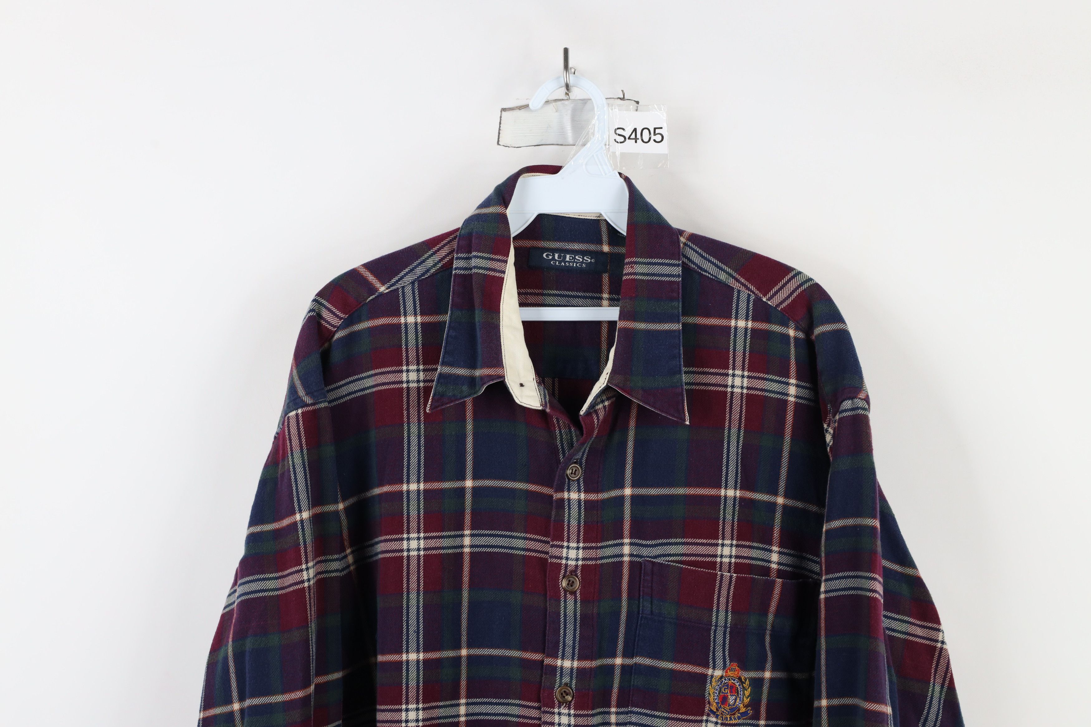 Guess × Vintage Vintage 90s Guess Spell Out Crest Flannel Button Shirt Plaid Size US L / EU 52-54 / 3 - 2 Thumbnail