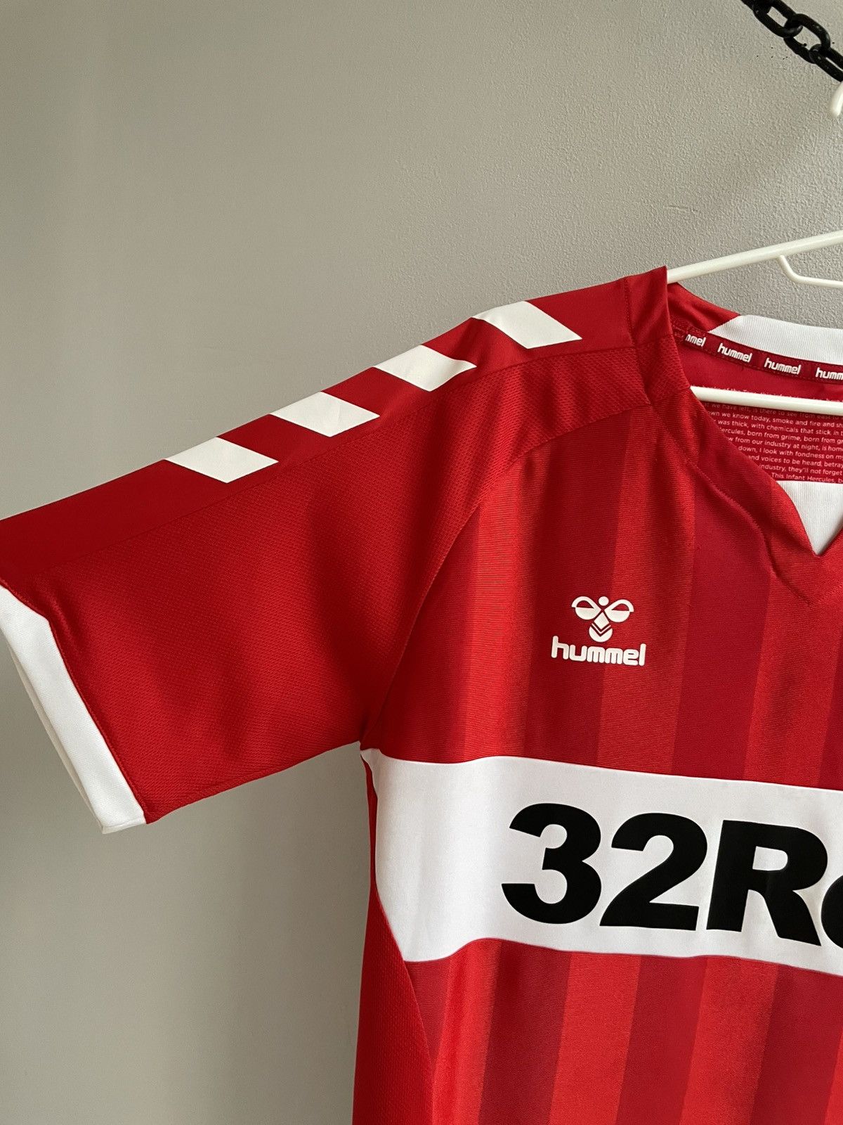 Hummel Middlesbrough 2018 2019 Home Football Shirt Soccer Jersey Size US L / EU 52-54 / 3 - 3 Thumbnail