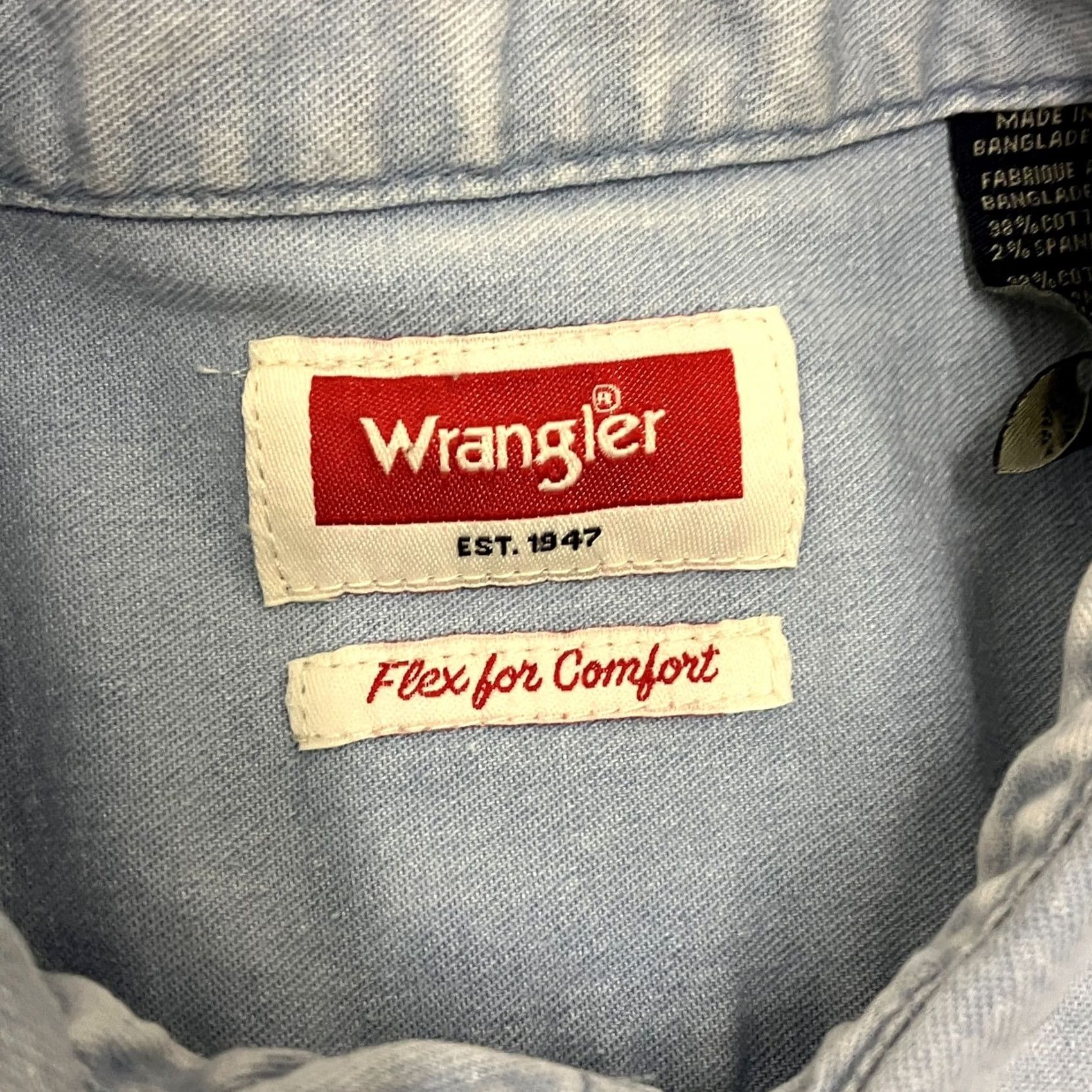 Wrangler Wrangler Denim Shirt Mens M Blue Short Sleeve Stretch Cotton Button Up Size US M / EU 48-50 / 2 - 7 Thumbnail