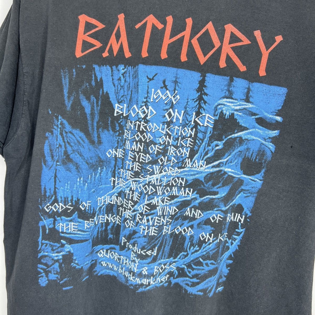 Band Tees Vintage Bathory Blood On Ice 1996 Tshirt Tee Faded Size US M / EU 48-50 / 2 - 7 Thumbnail